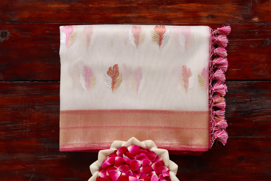 White Kadhua Organza Banarasi Saree | Stuti Weaves