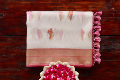 White Kadhua Organza Banarasi Saree | Stuti Weaves