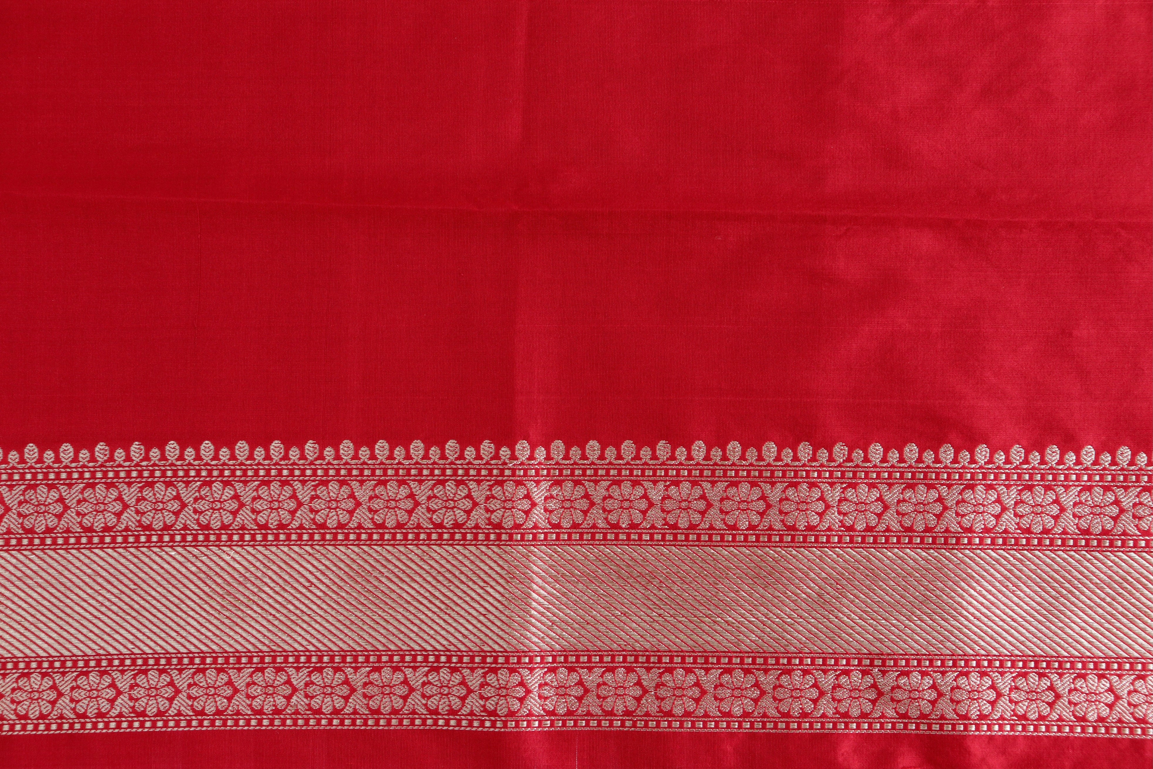 Red Meenadar Tanchoi Pure Silk Handloom Banarasi Saree