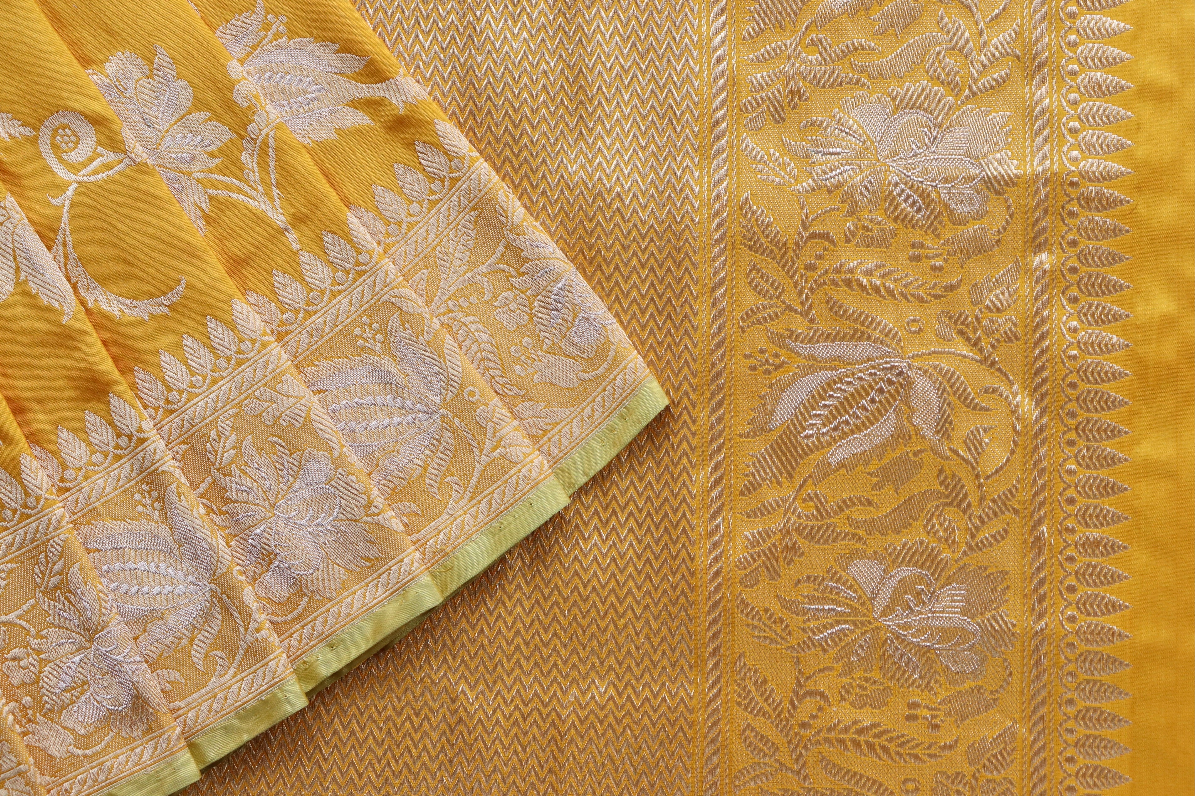 Yellow Chinar Jangla Pure Silk Handloom Banarasi Saree