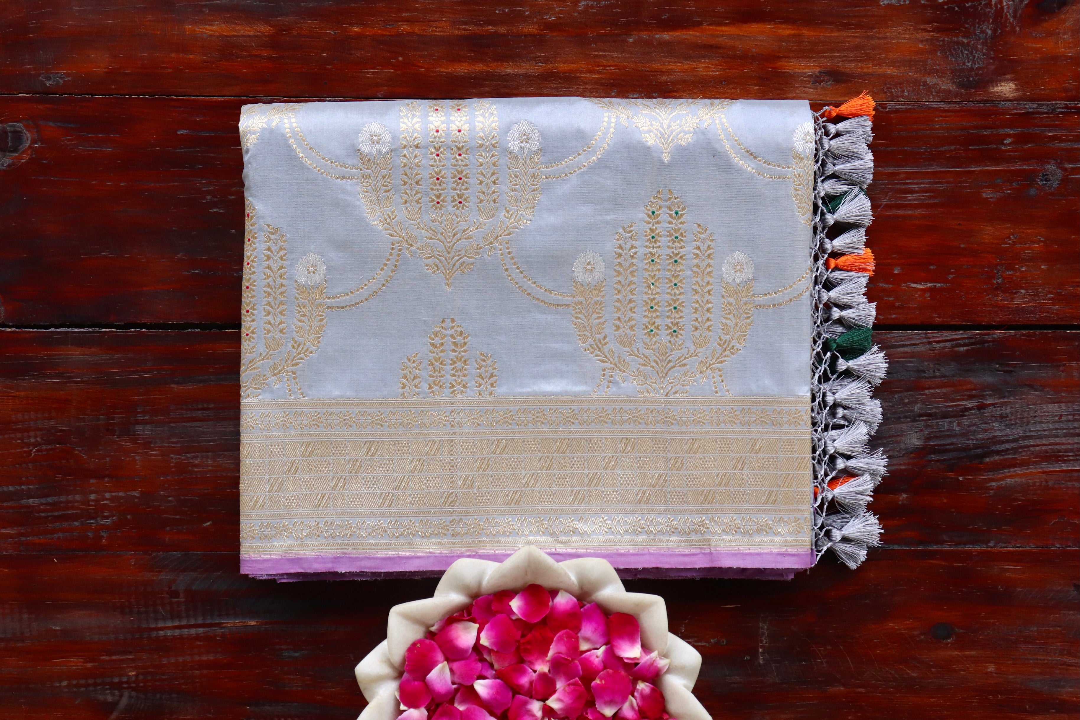 Grey Meenadar Pure Silk Handloom Banarasi Jangla Saree