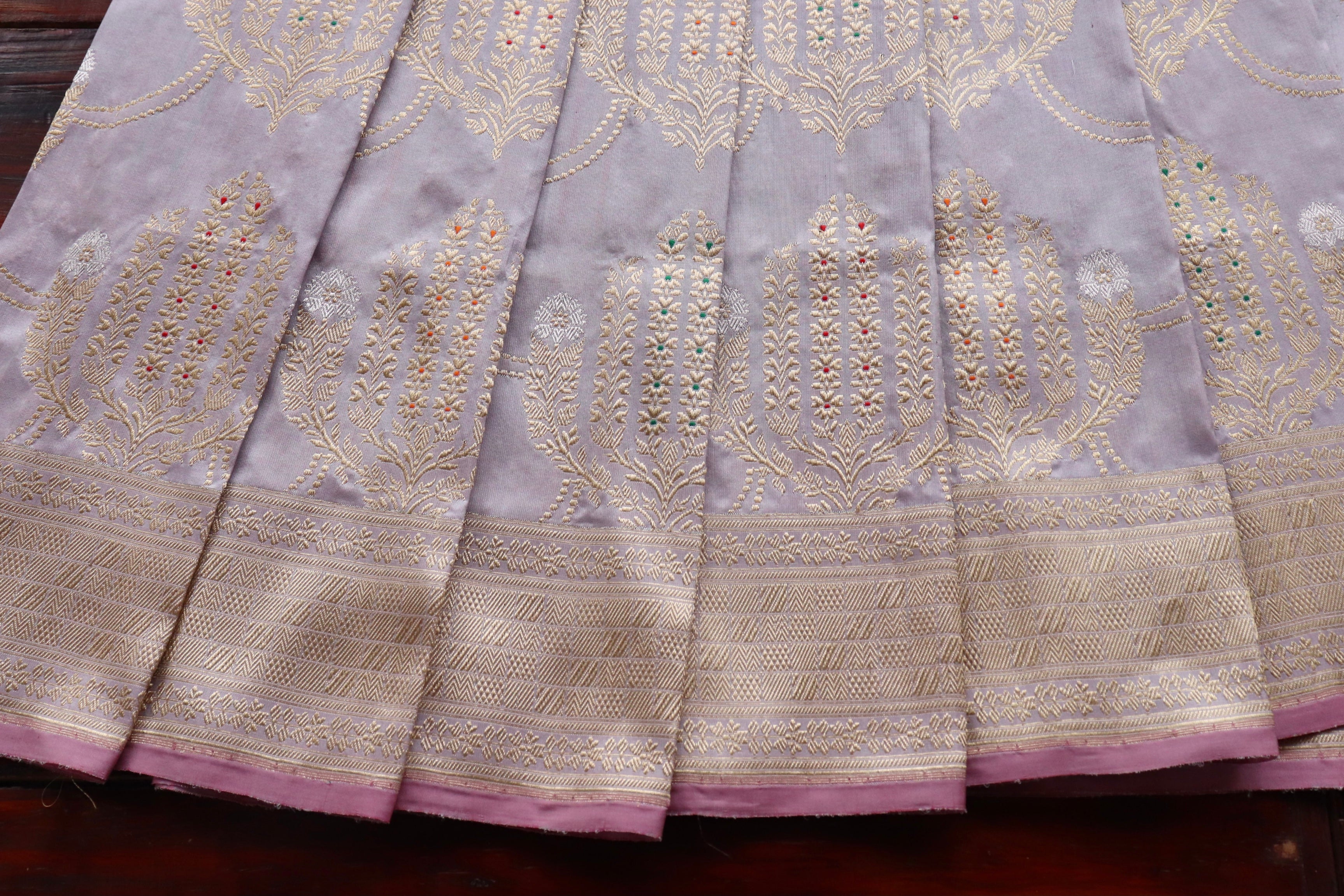 Lilac Meenadar Pure Silk Handloom Banarasi Jangla Saree