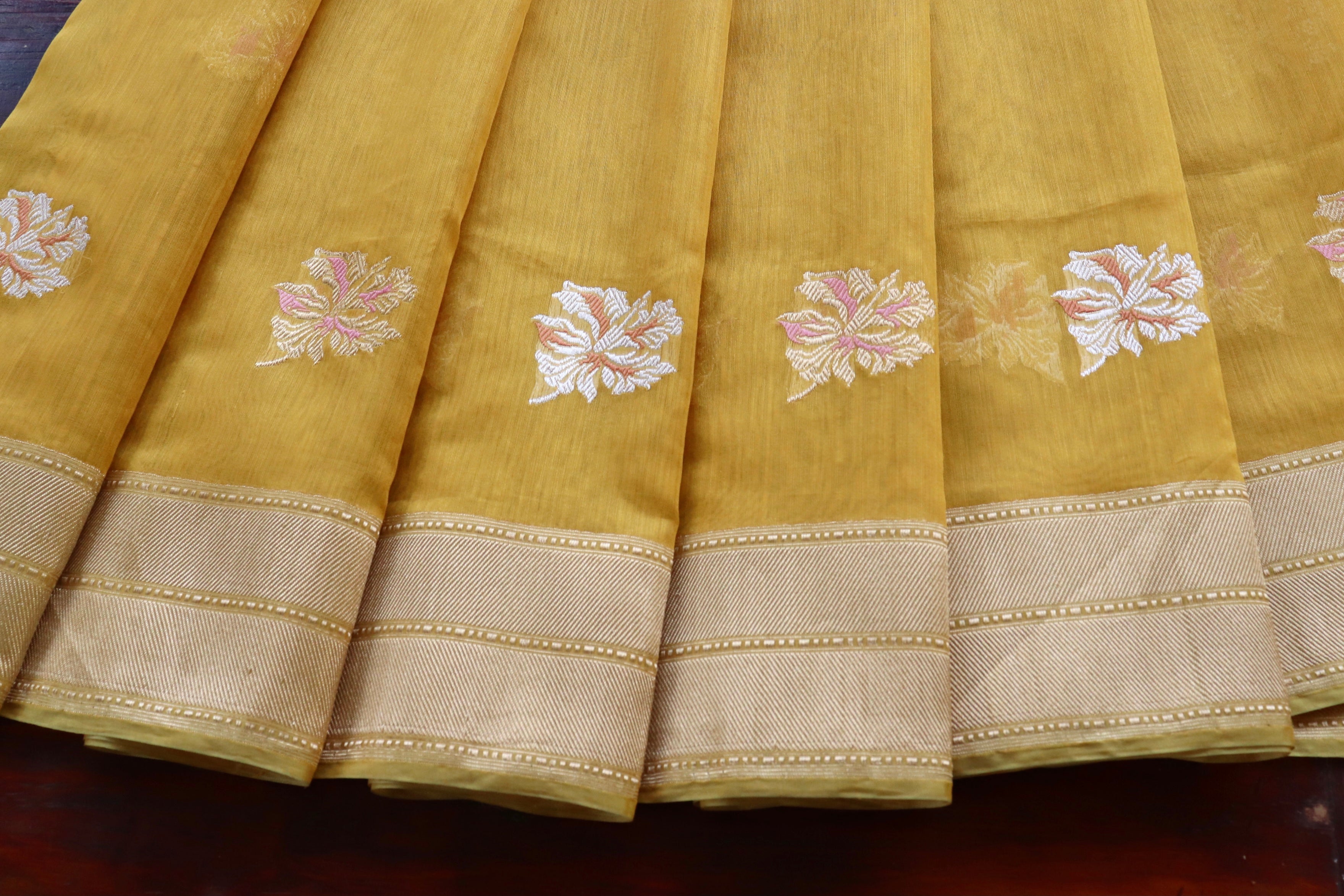 Yellow Kadhua Organza By Cotton Handloom Banarasi Saree