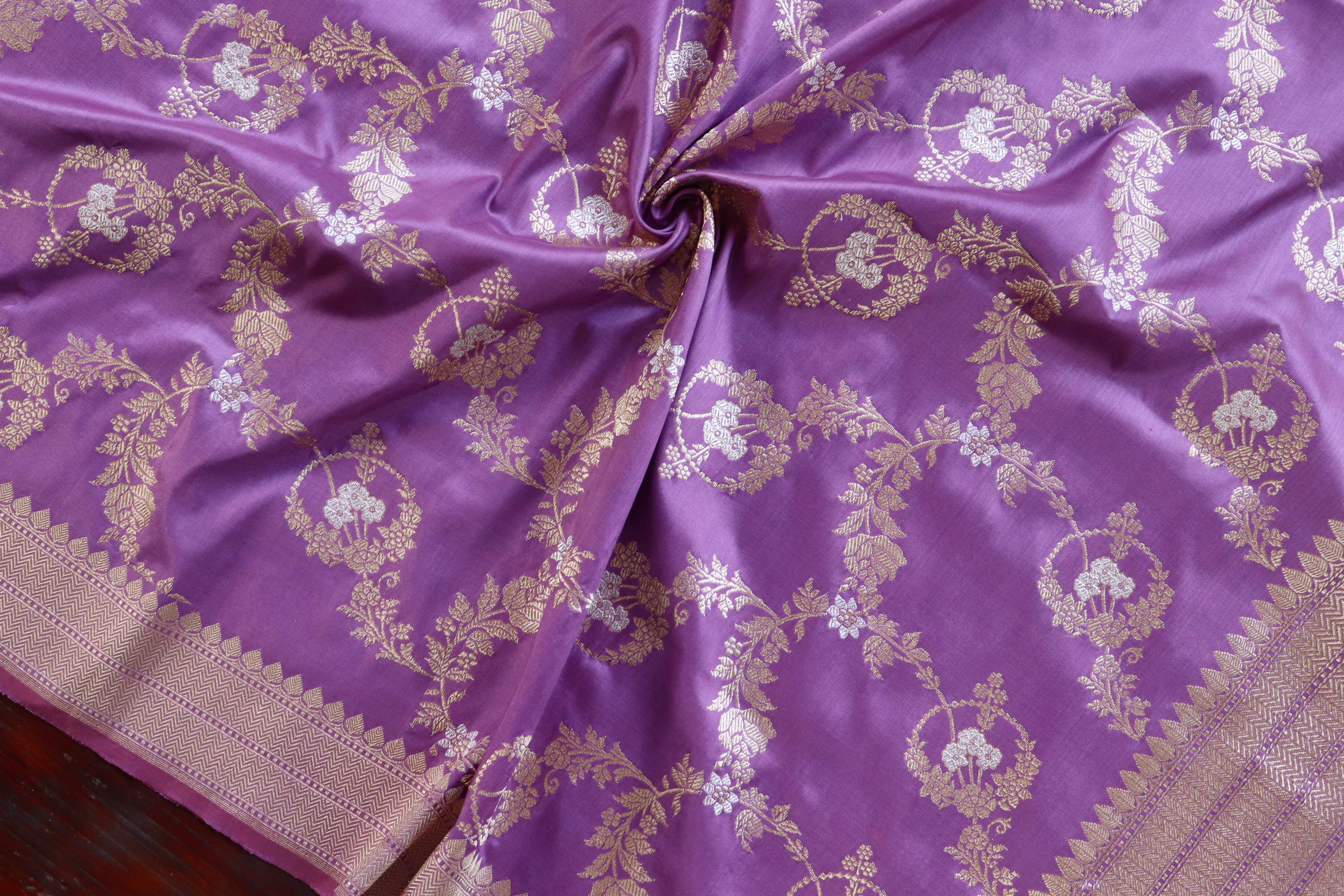 Lilac Jangla Pure Silk Handloom Banarasi Dupatta