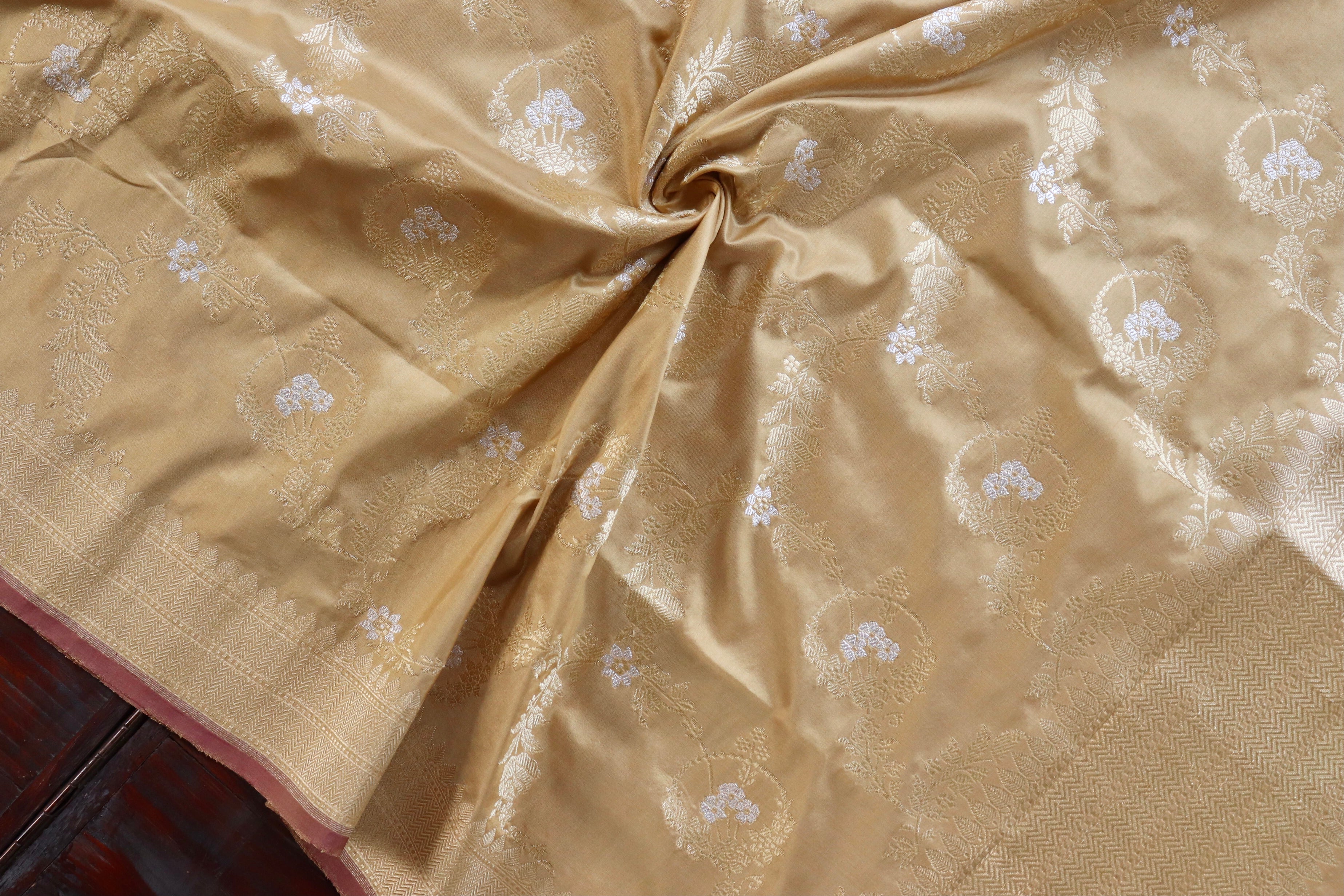Beige Jangla Pure Silk Handloom Banarasi Dupatta