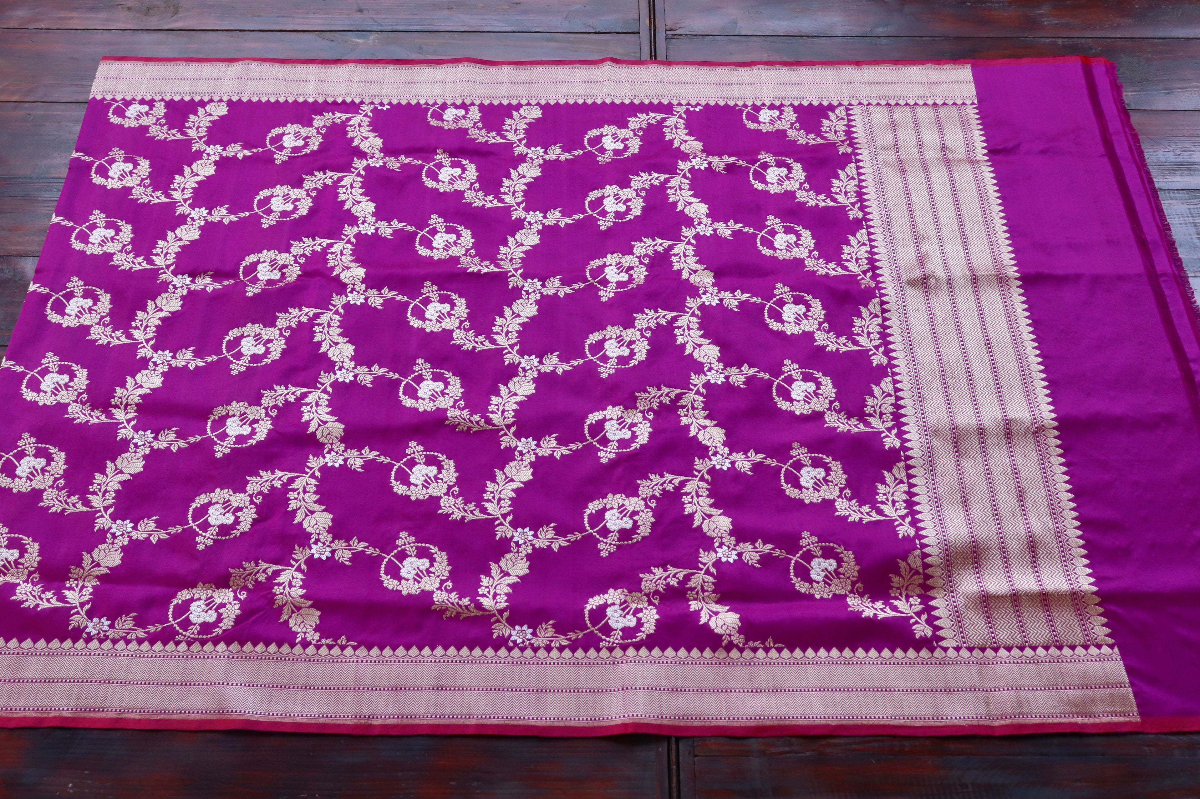 Dark Magenta Jangla Pure Silk Handloom Banarasi Dupatta