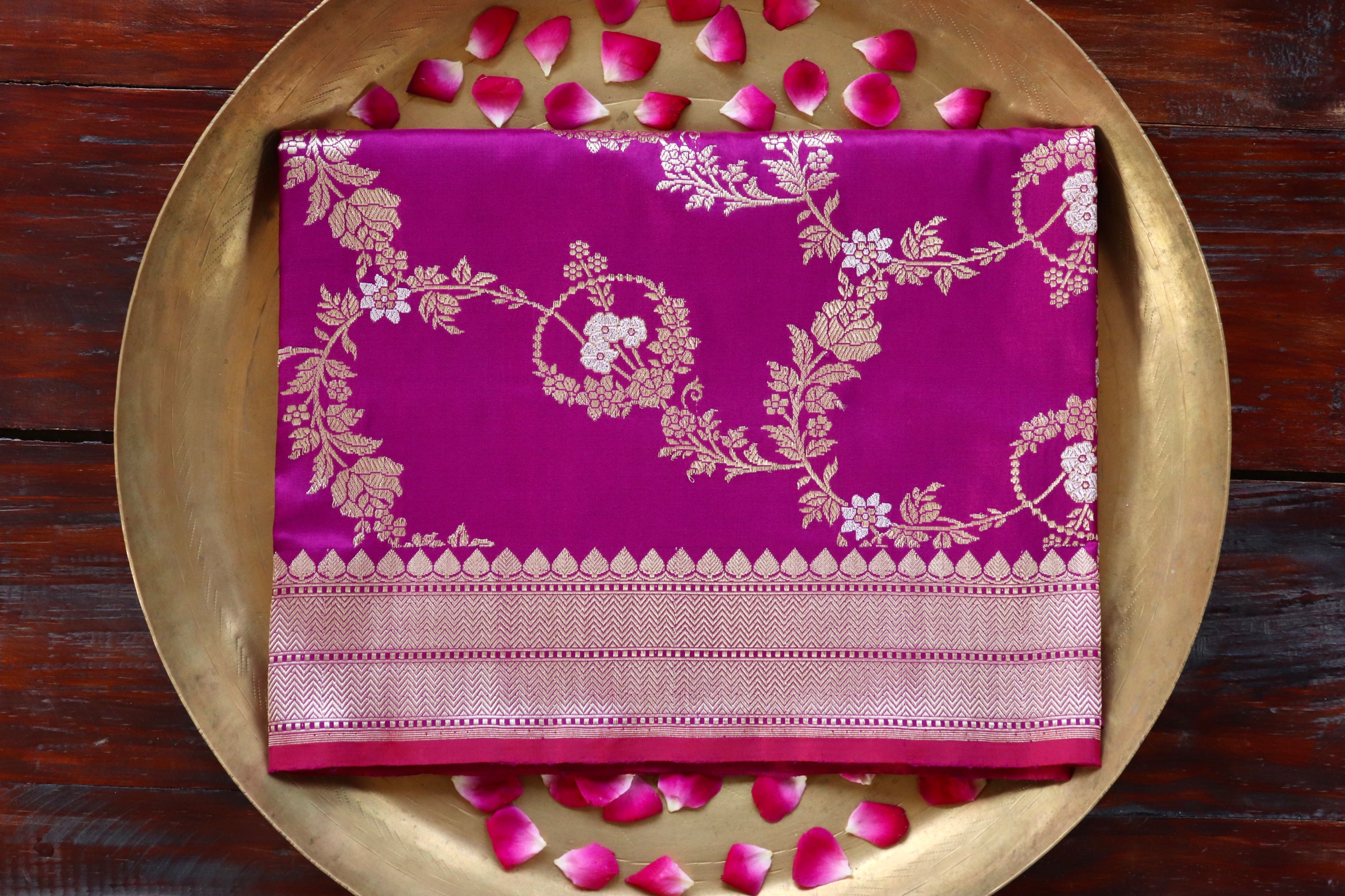 Dark Magenta Jangla Pure Silk Handloom Banarasi Dupatta