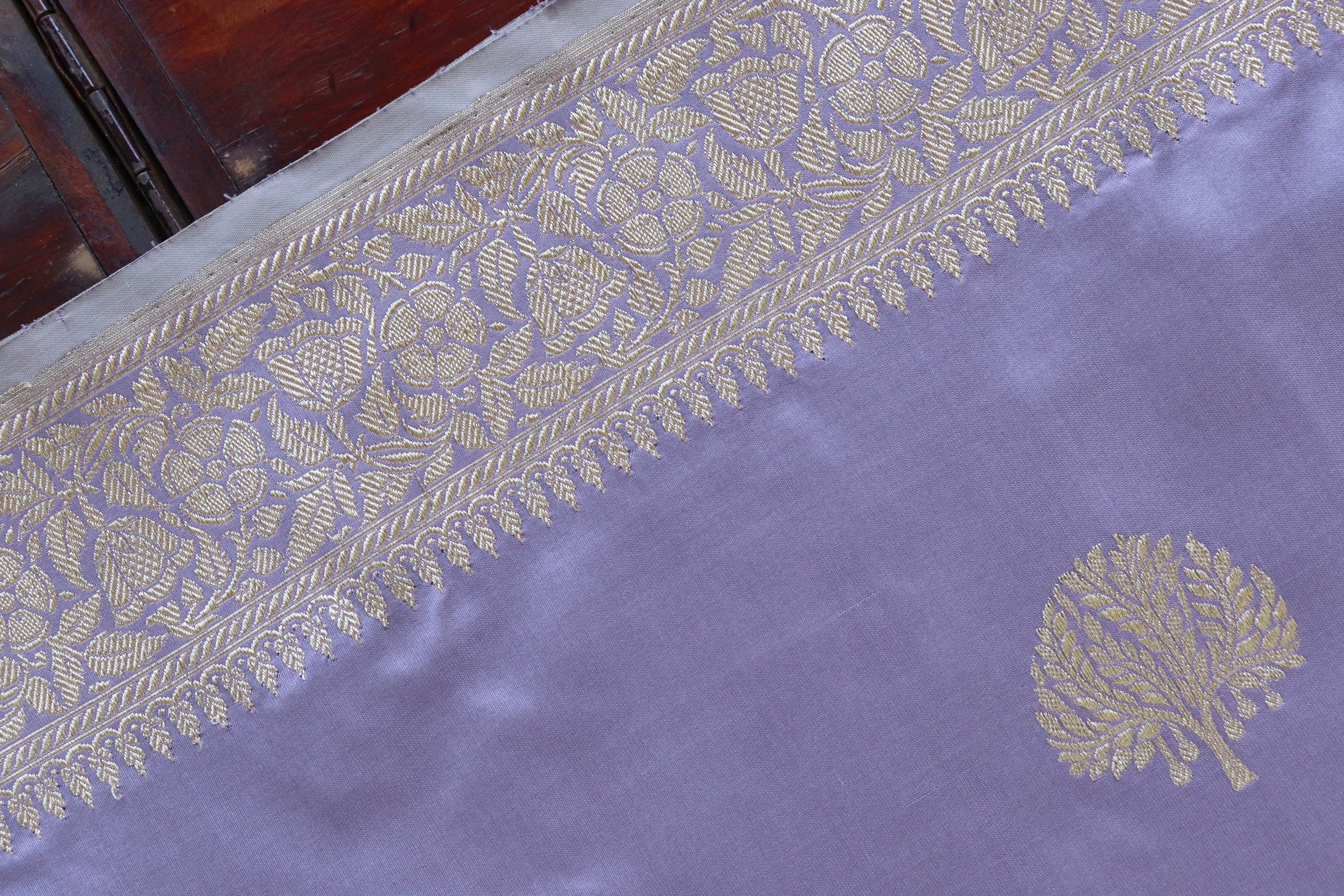 Lilac Kadhua Motif Pure Silk Handloom Banarasi Saree