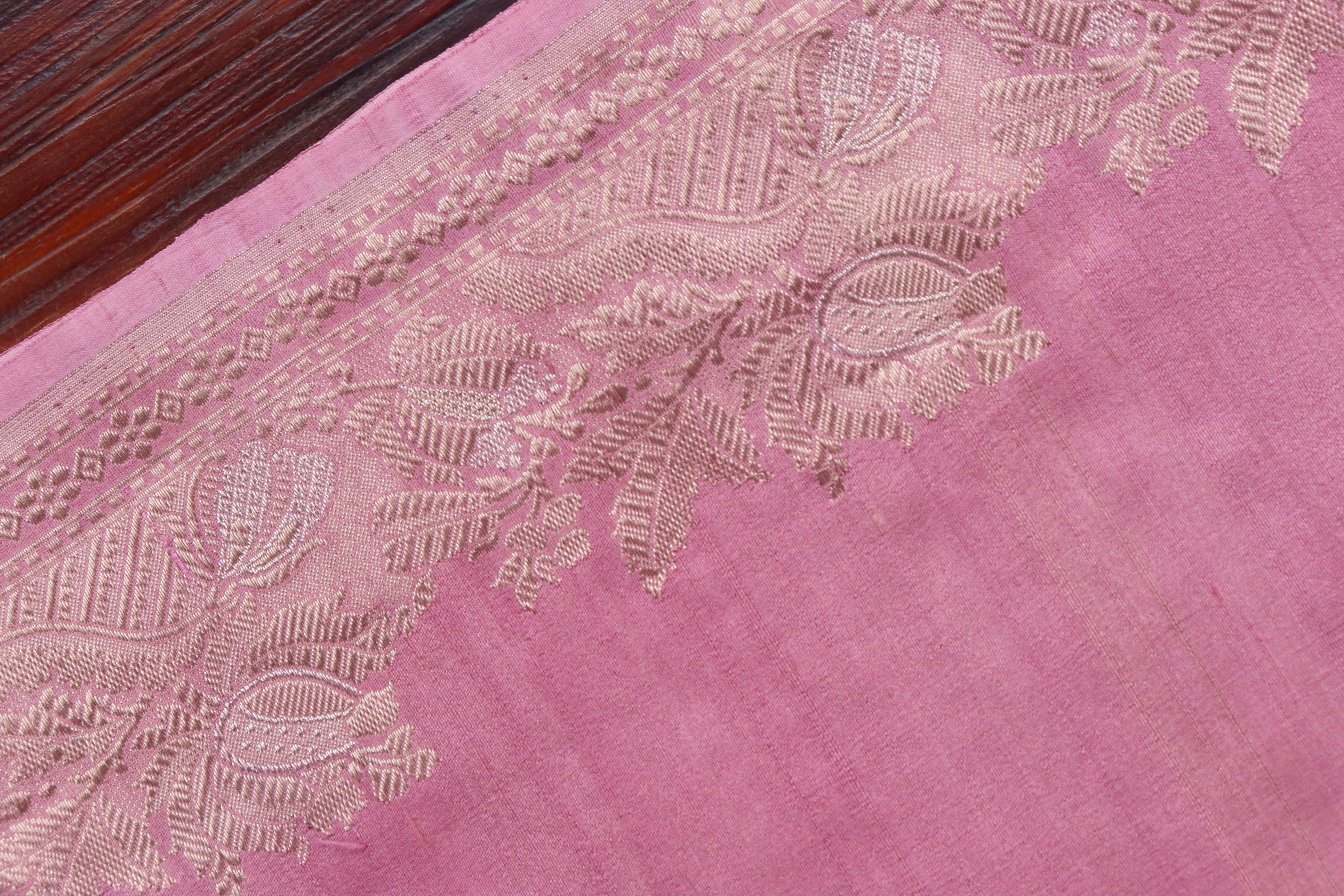 Pink Tussar Silk  Handloom Banarasi Saree
