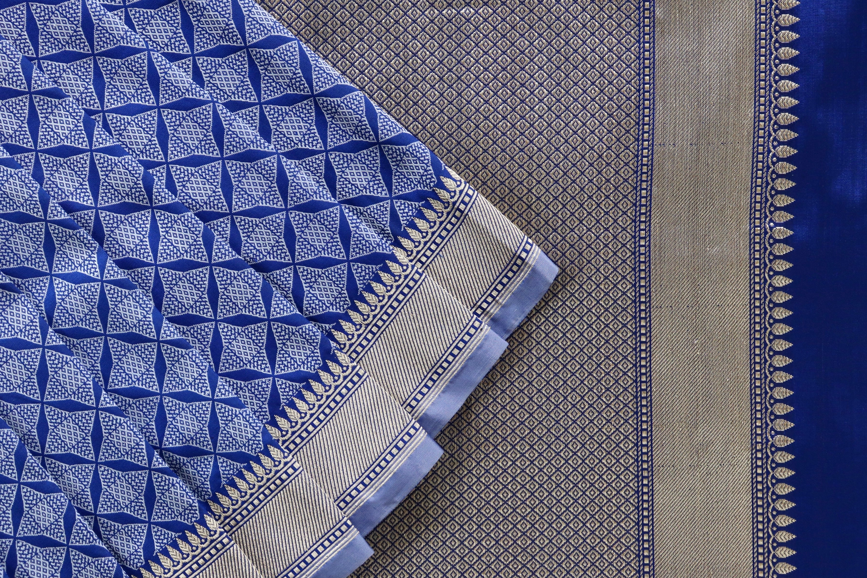 Navy Blue Tanchoi Pure Silk Handloom Banarasi Saree