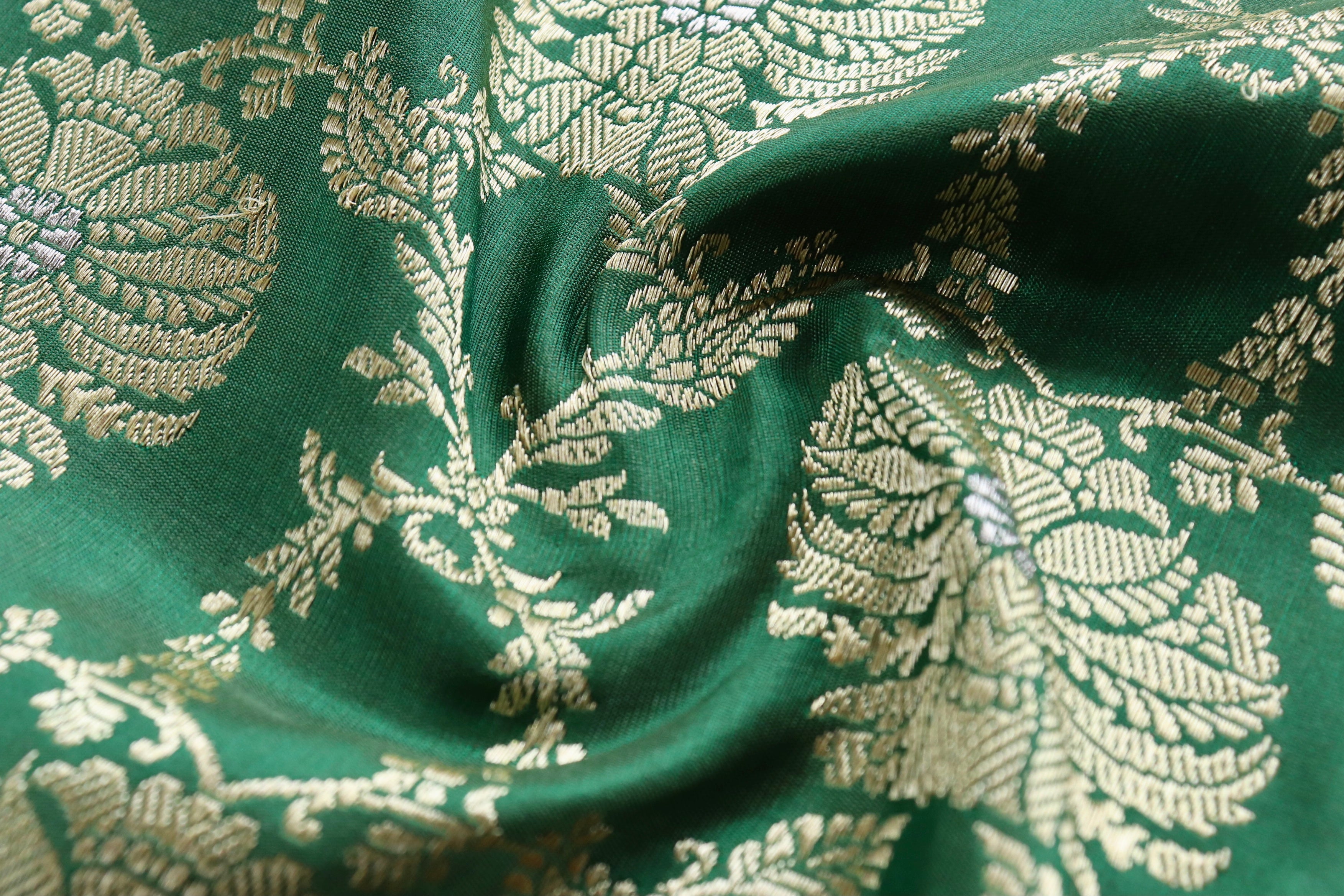 Green Chinar Pure Silk Handloom Banarasi Jangla Saree