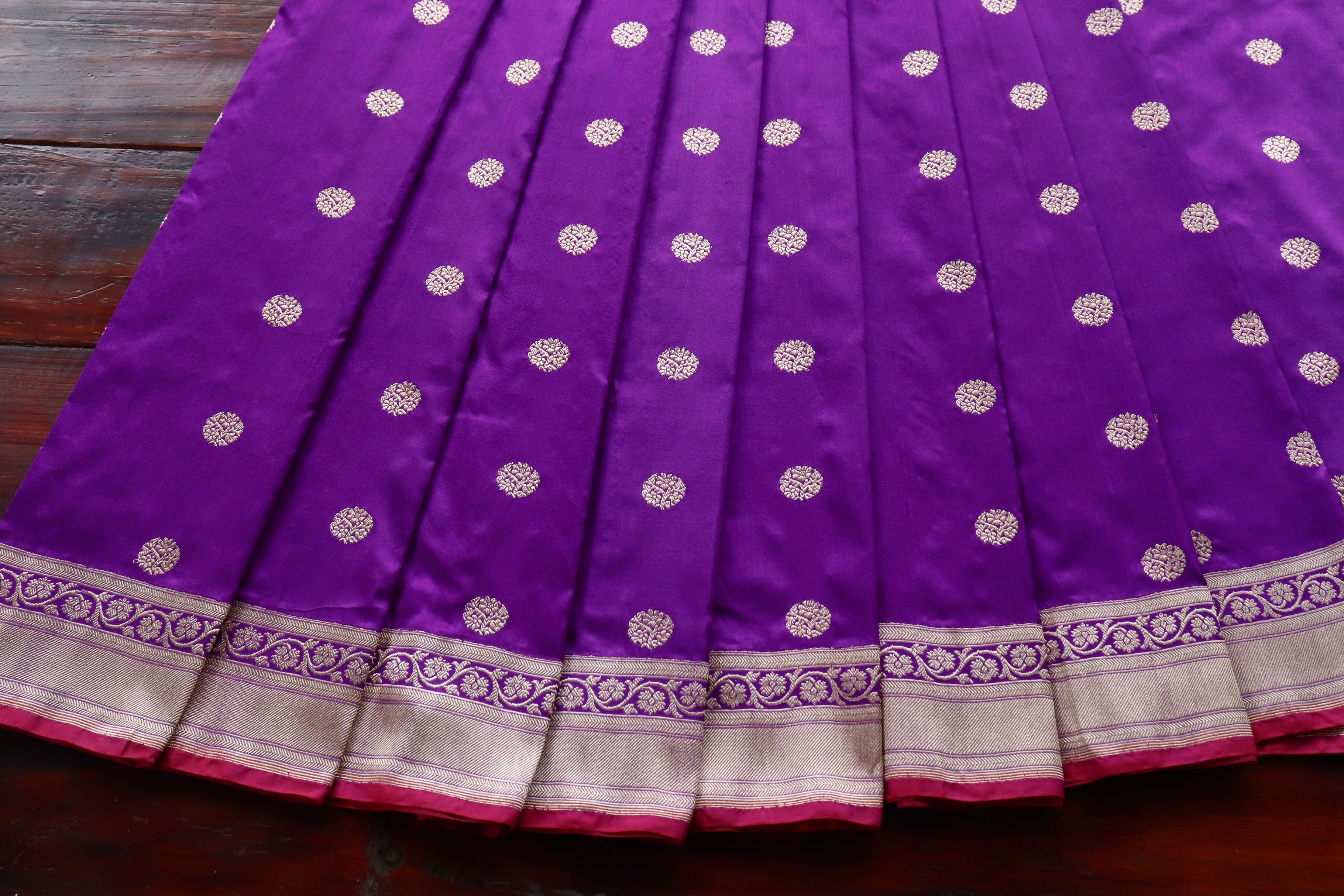 Purple Ginnie Motif Pure Silk Handloom Banarasi Saree