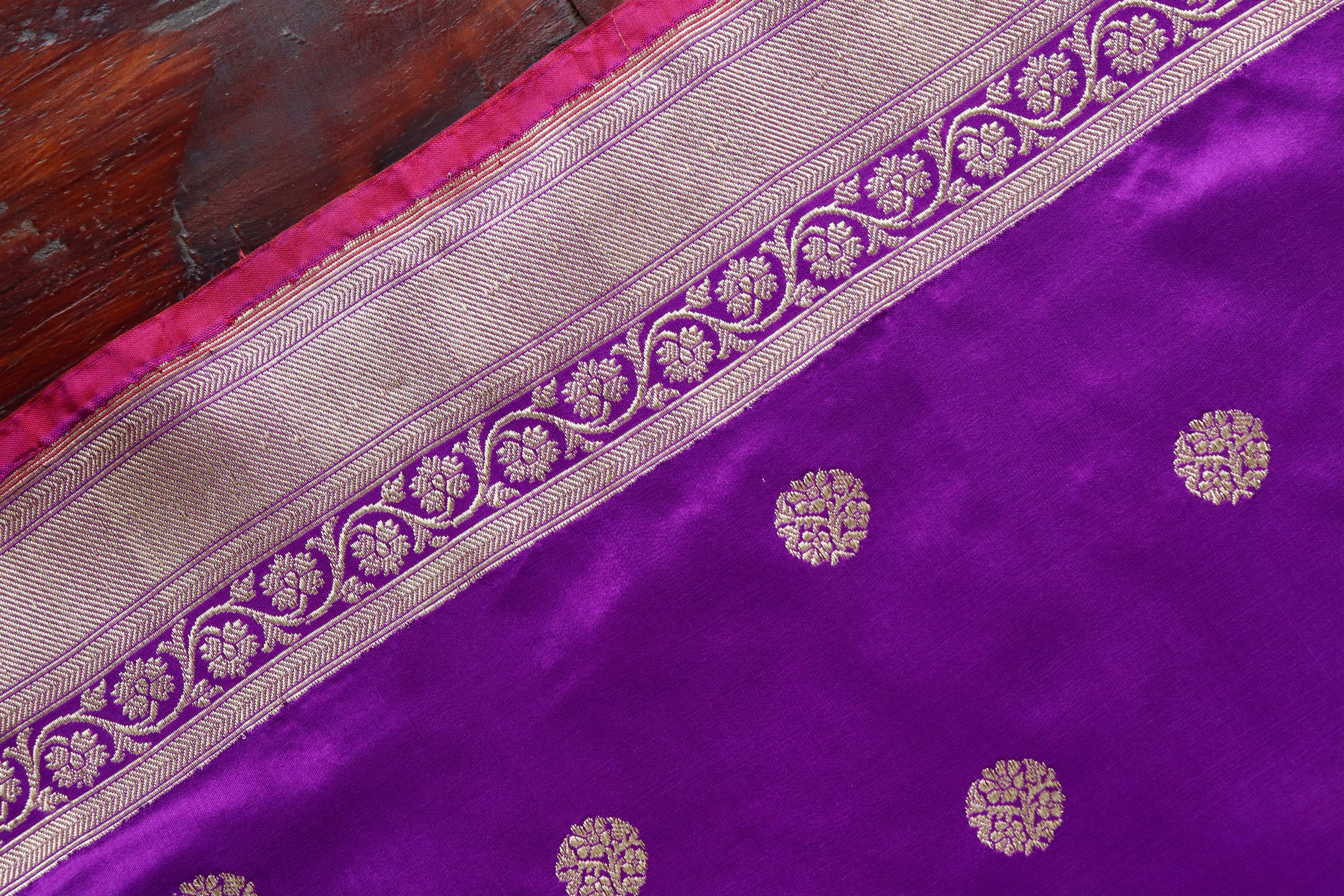 Purple Ginnie Motif Pure Silk Handloom Banarasi Saree