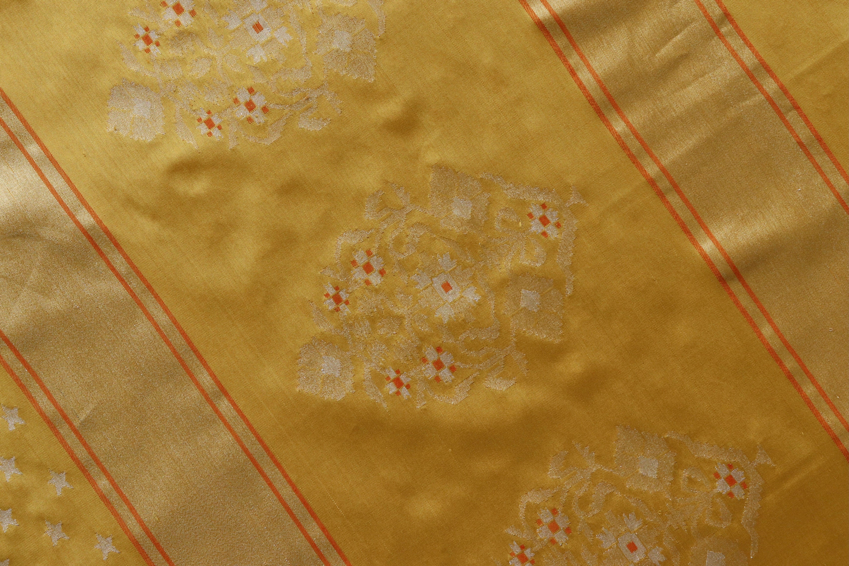 Yellow Pure Zari Silk Handwoven Banarasi Saree