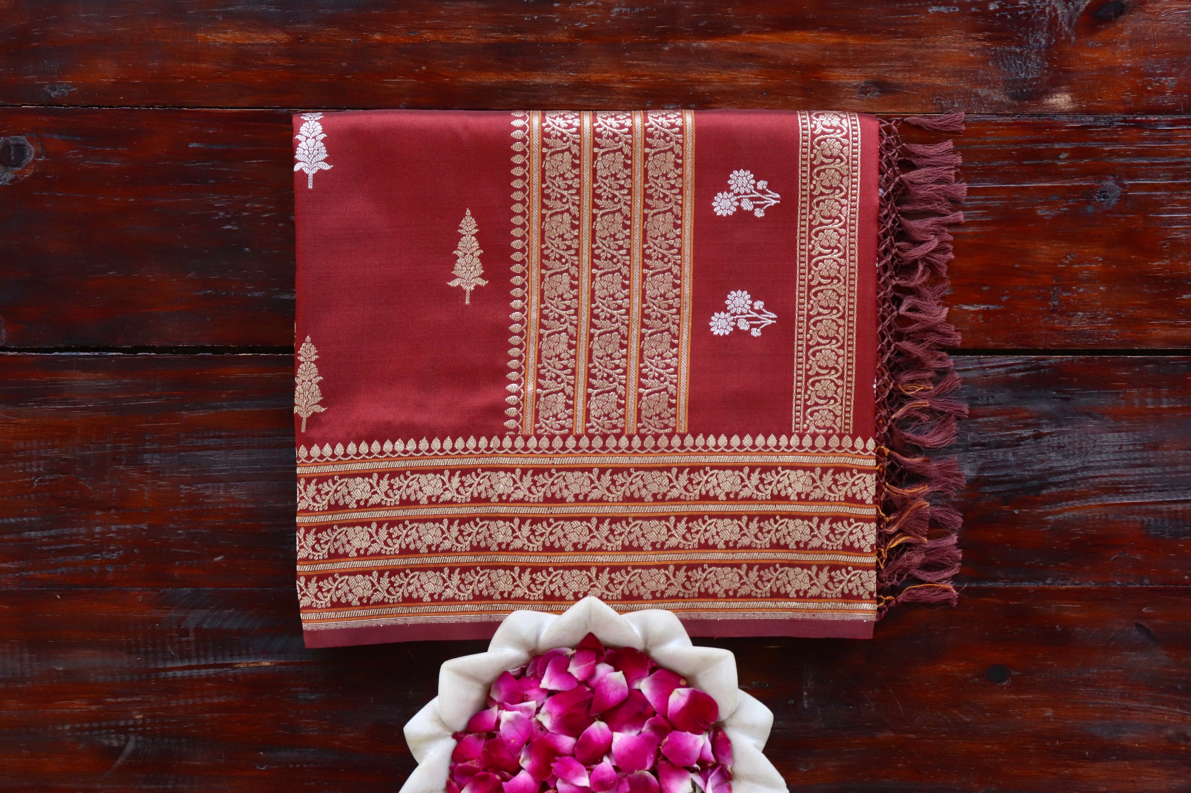 Maroon Kadhua Motif Pure Silk Handloom Banarasi Saree