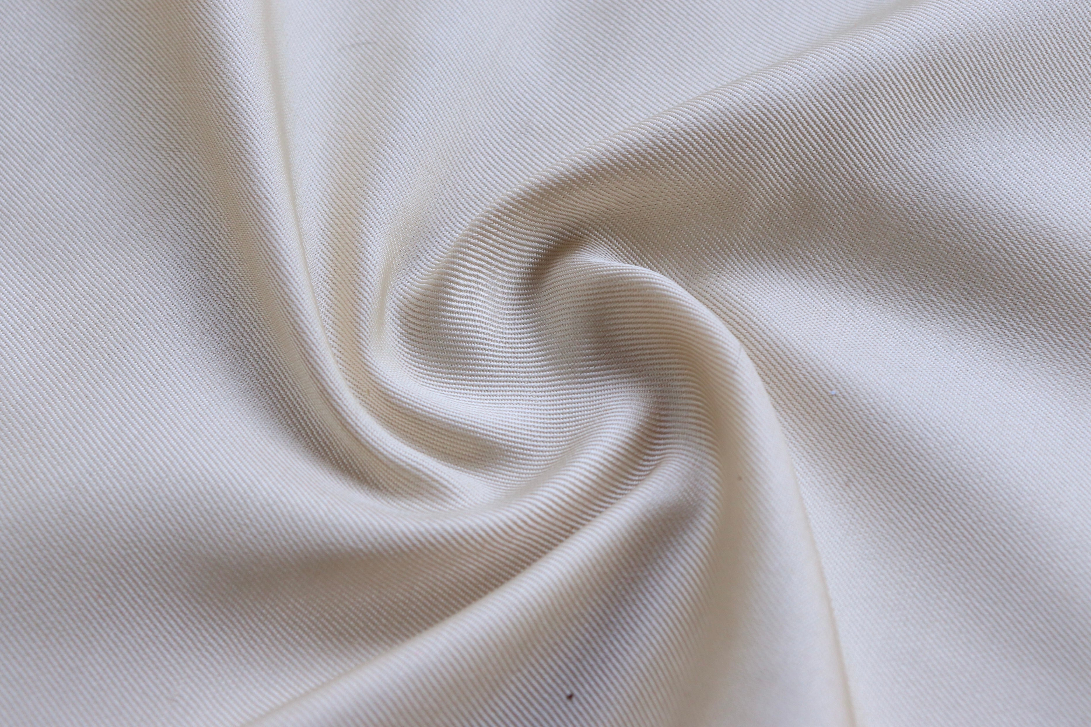 Off White and Red Banarasi Handwoven Silk Saree