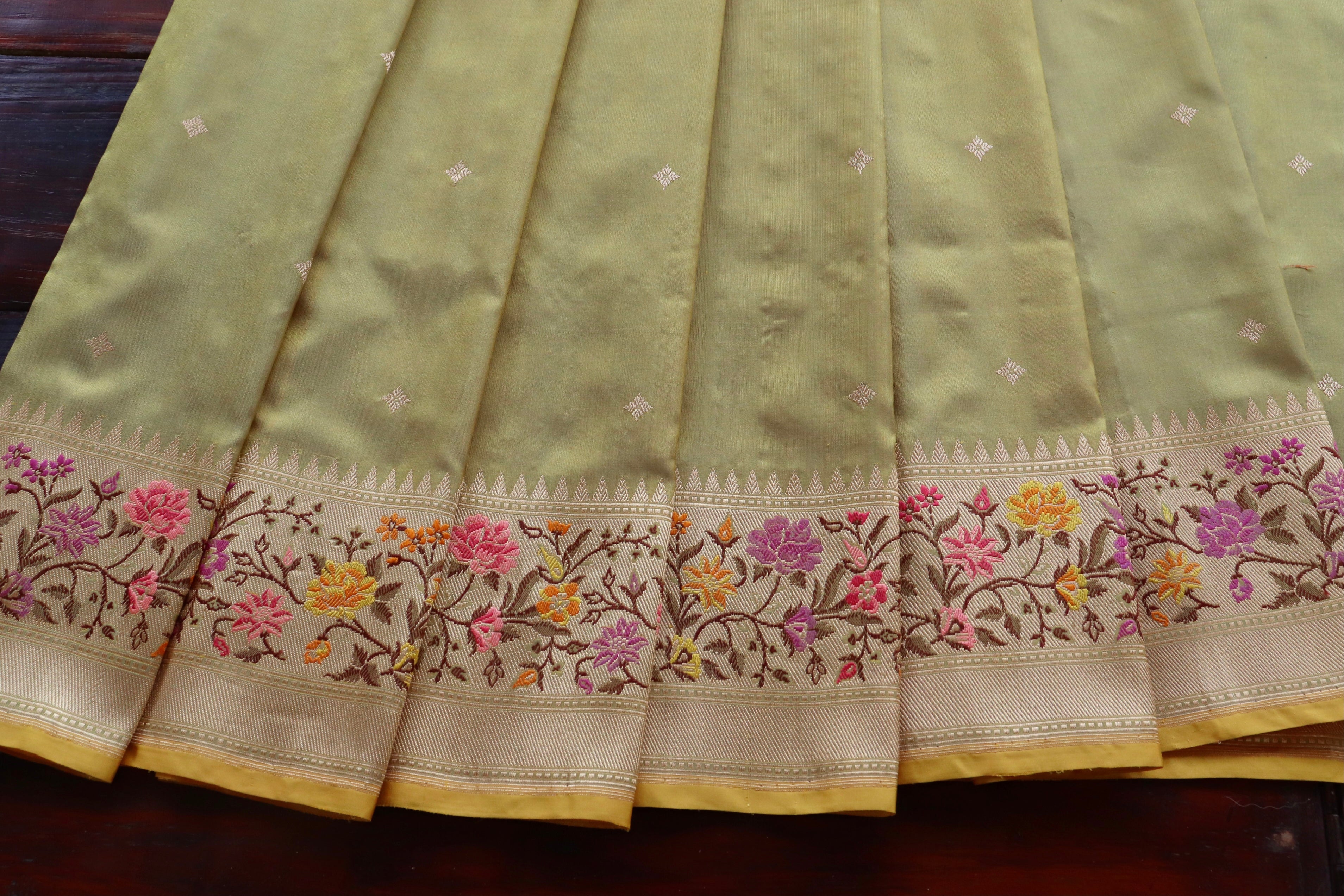 Olive Meenadar Kadhua  Pure Silk Handloom Banarasi Saree