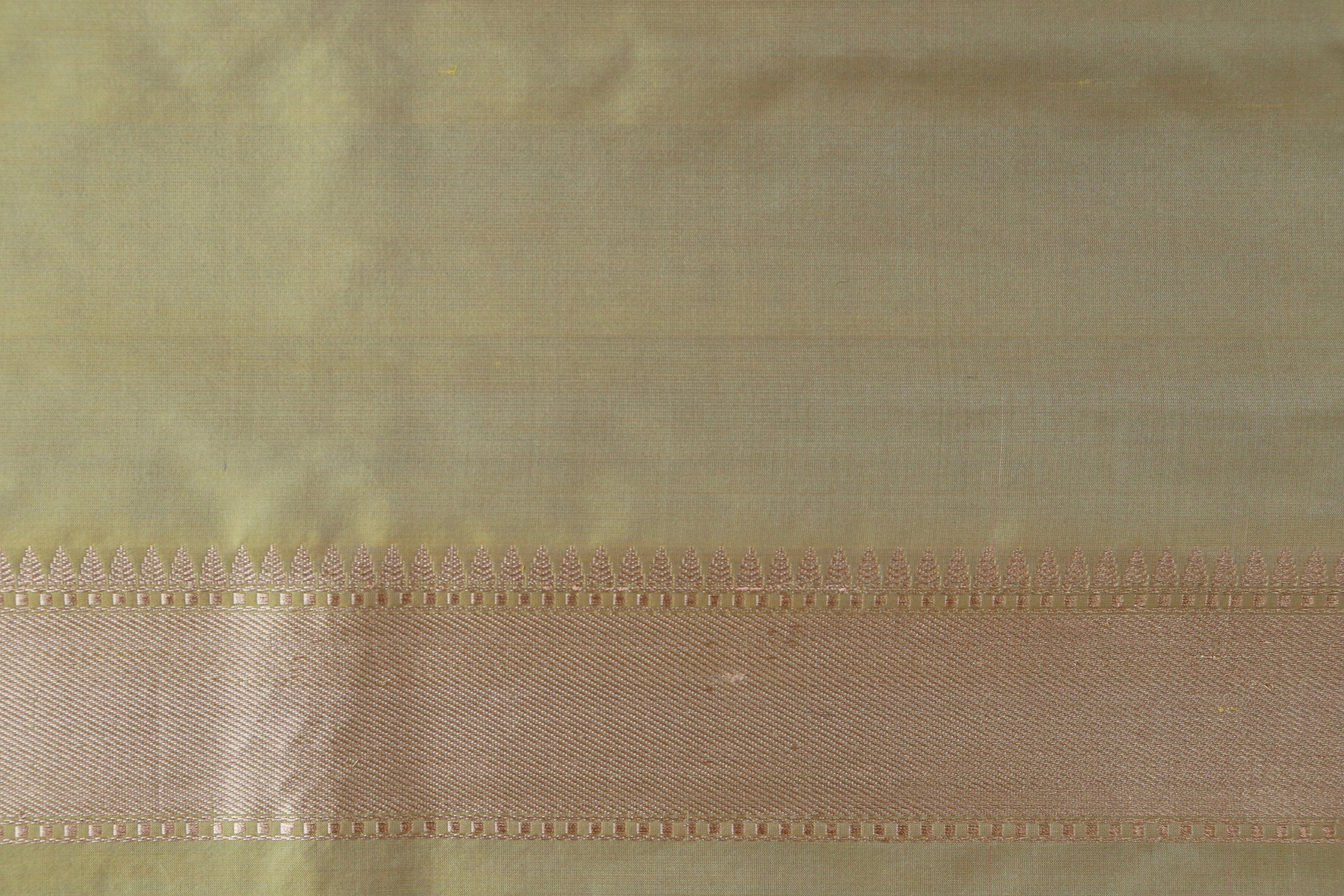 Olive Meenadar Kadhua  Pure Silk Handloom Banarasi Saree