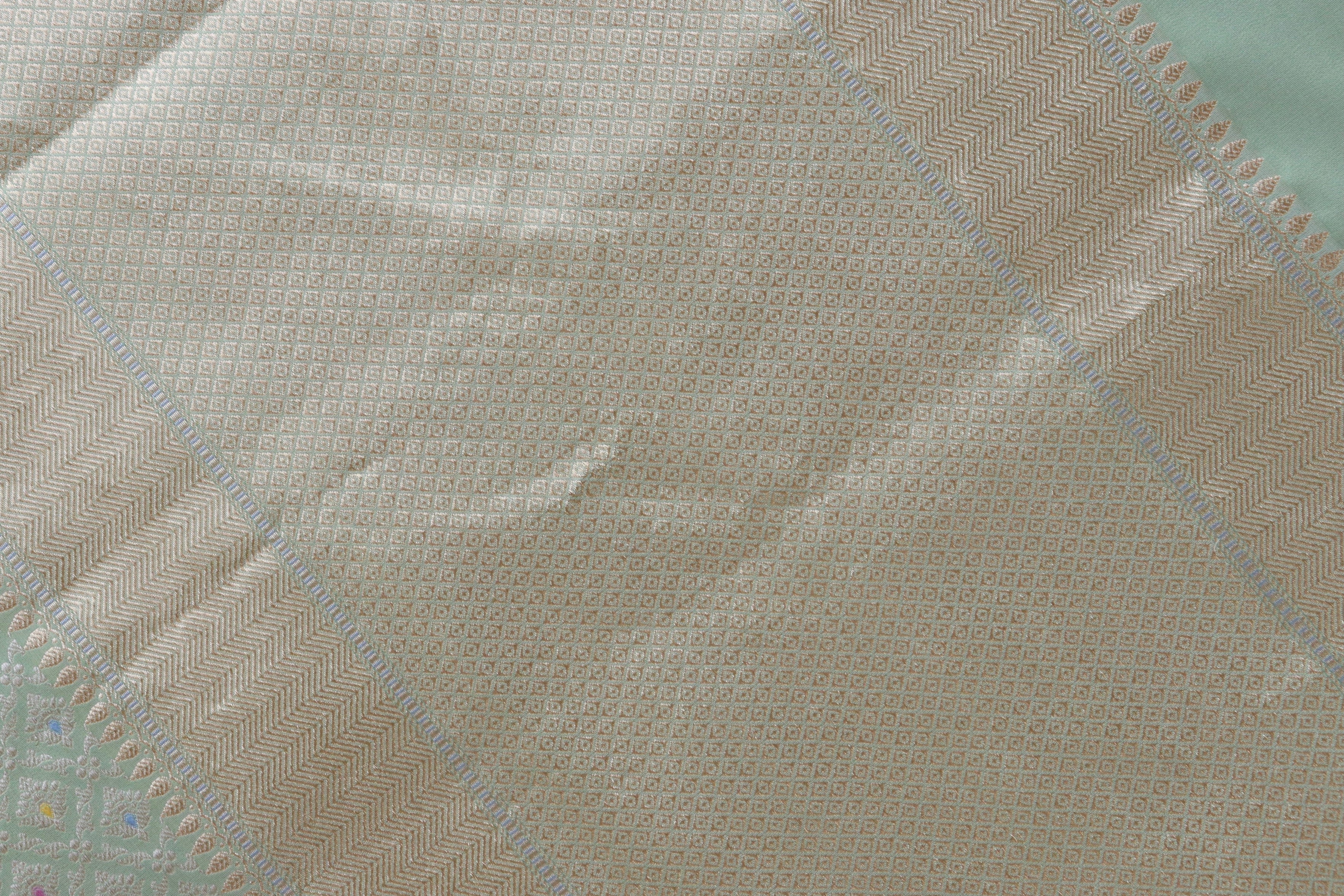 Pistachio Green Meenadar Handwoven Banarasi Tanchoi Silk Saree