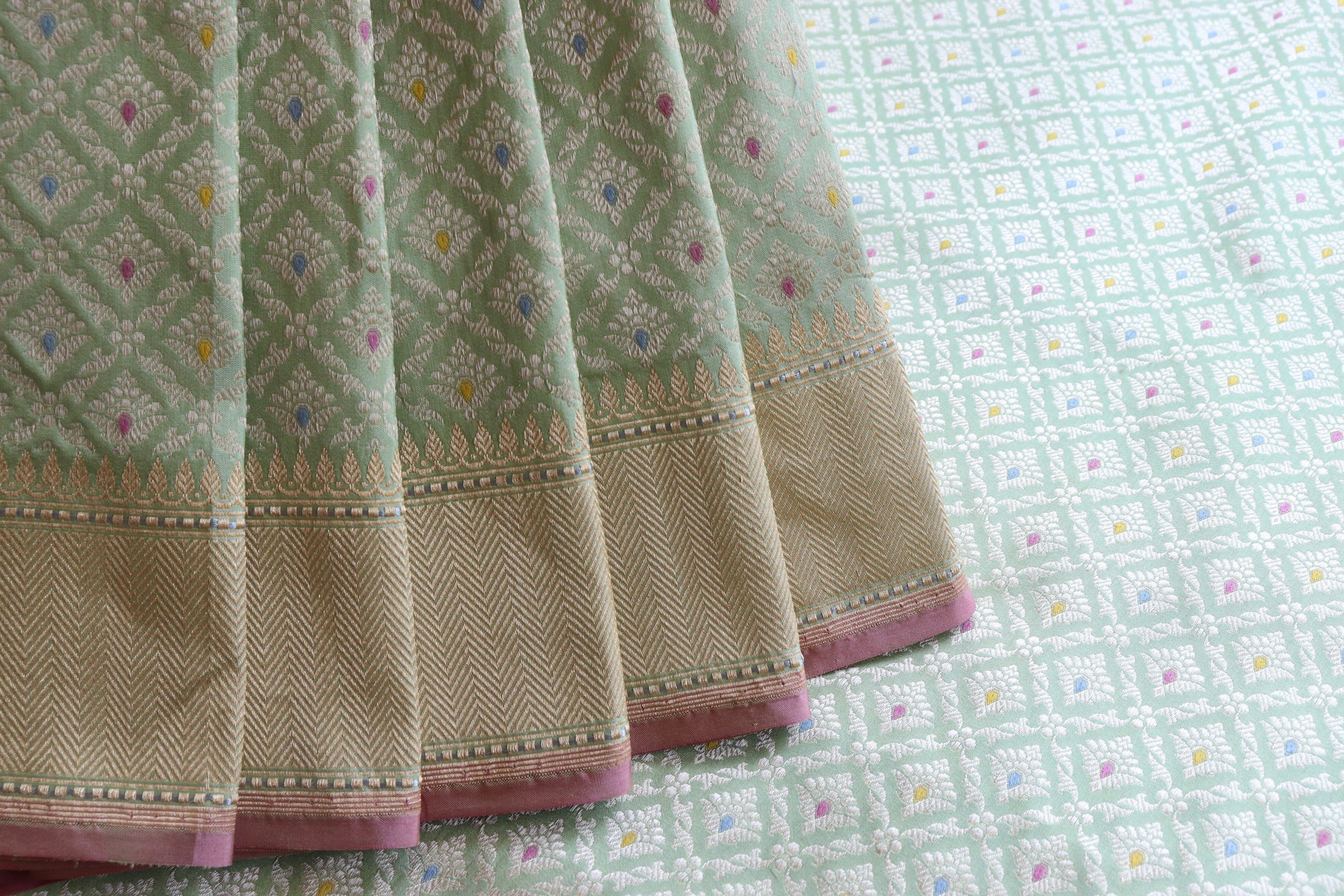 Pistachio Green Meenadar Handwoven Banarasi Tanchoi Silk Saree