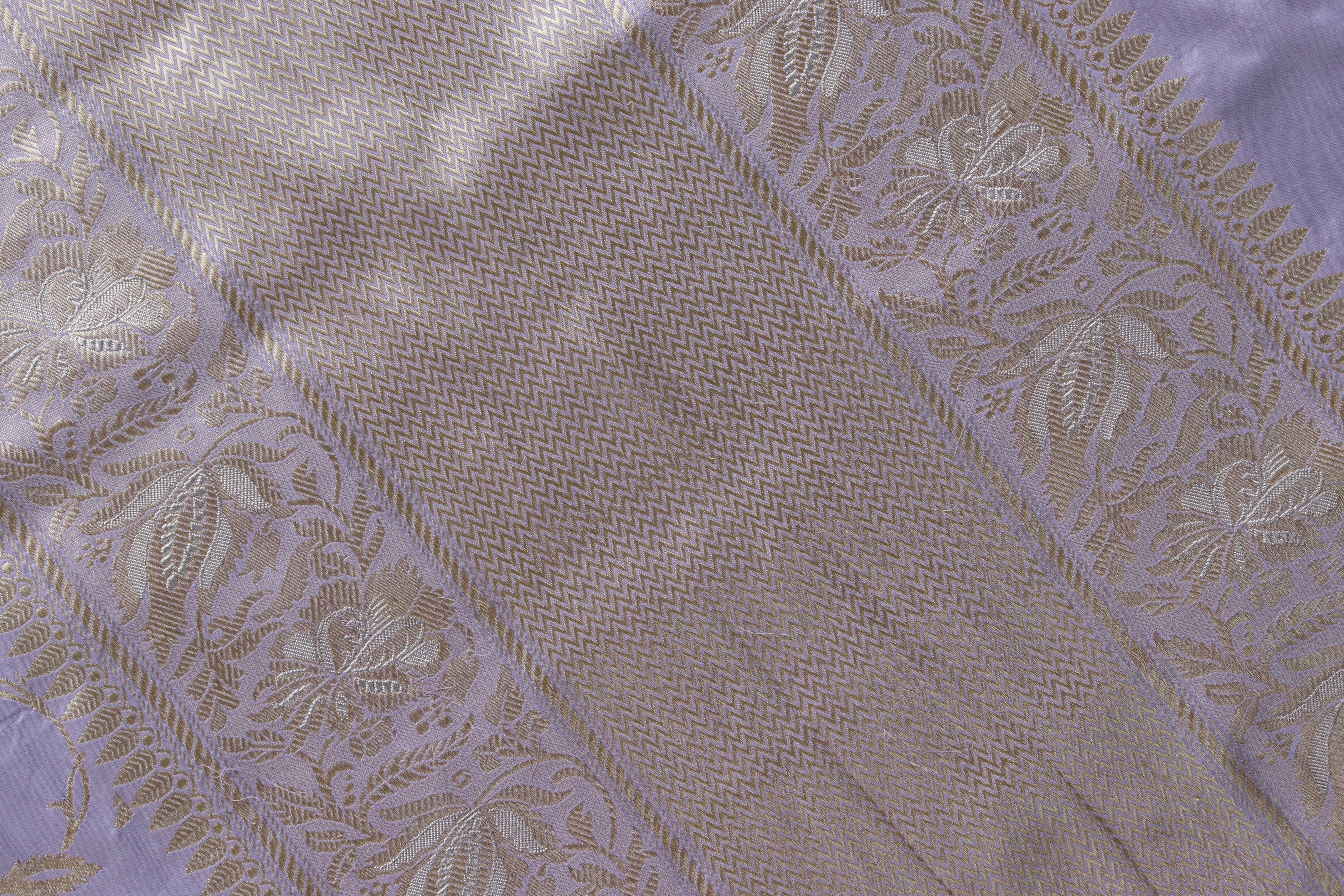 Lilac Chinar Jangla Pure Silk Handloom Banarasi Saree