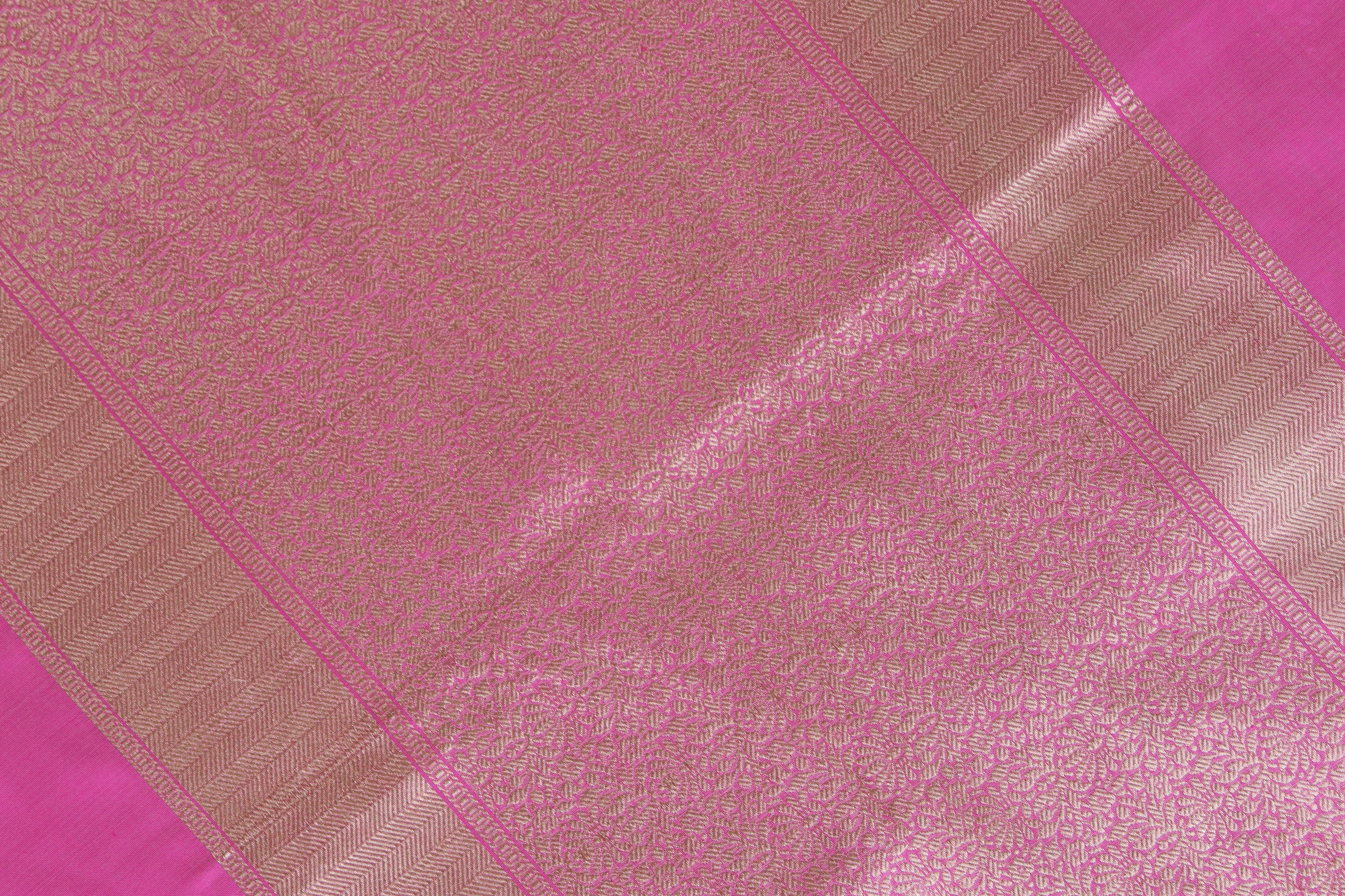 Taffy Pink Kairy Kuniya Pure Silk Handloom Banarasi Saree