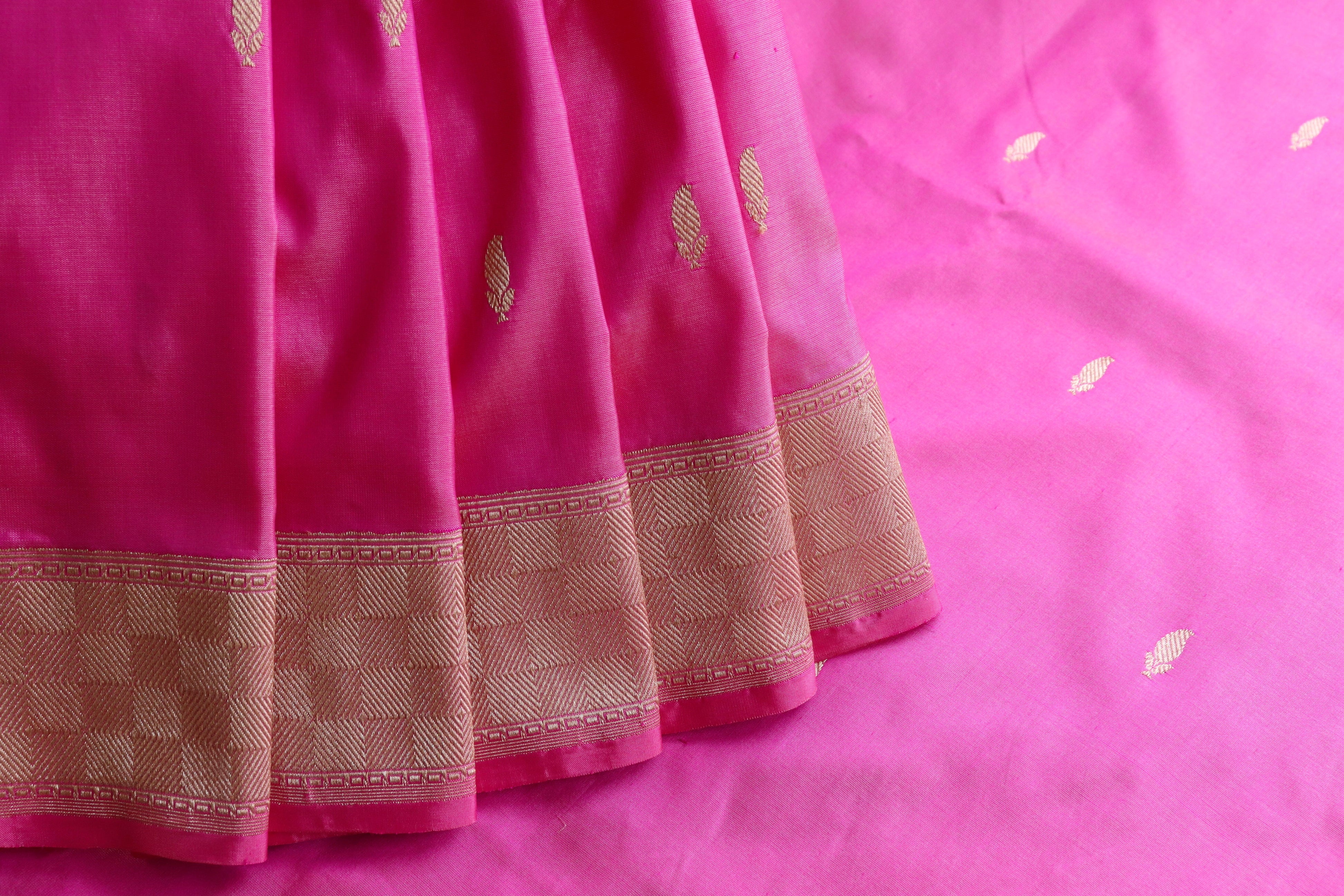 Taffy Pink Kairy Kuniya Pure Silk Handloom Banarasi Saree