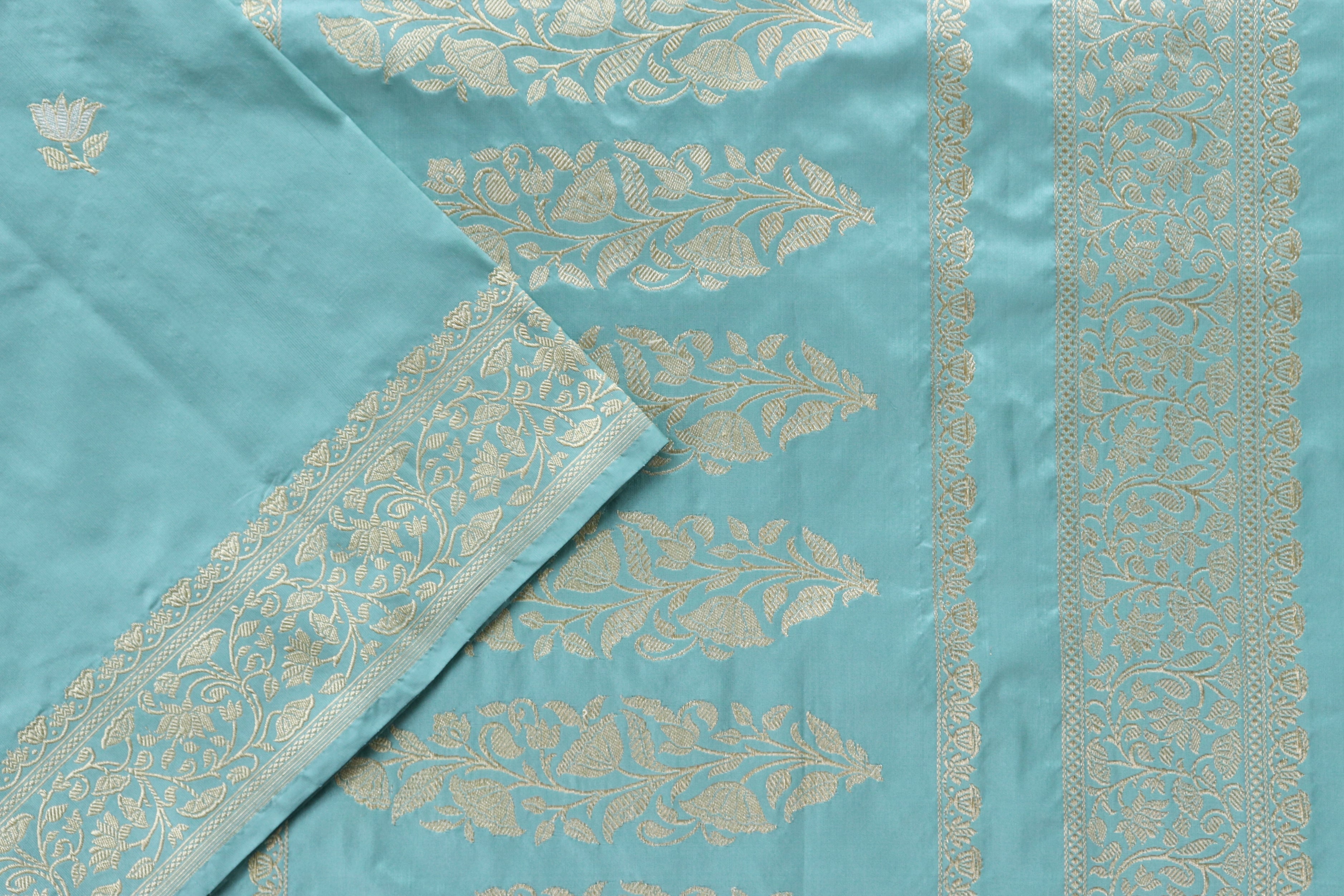 Sky Blue Lotus Motif Pure Katan Silk Handloom Banarasi Saree