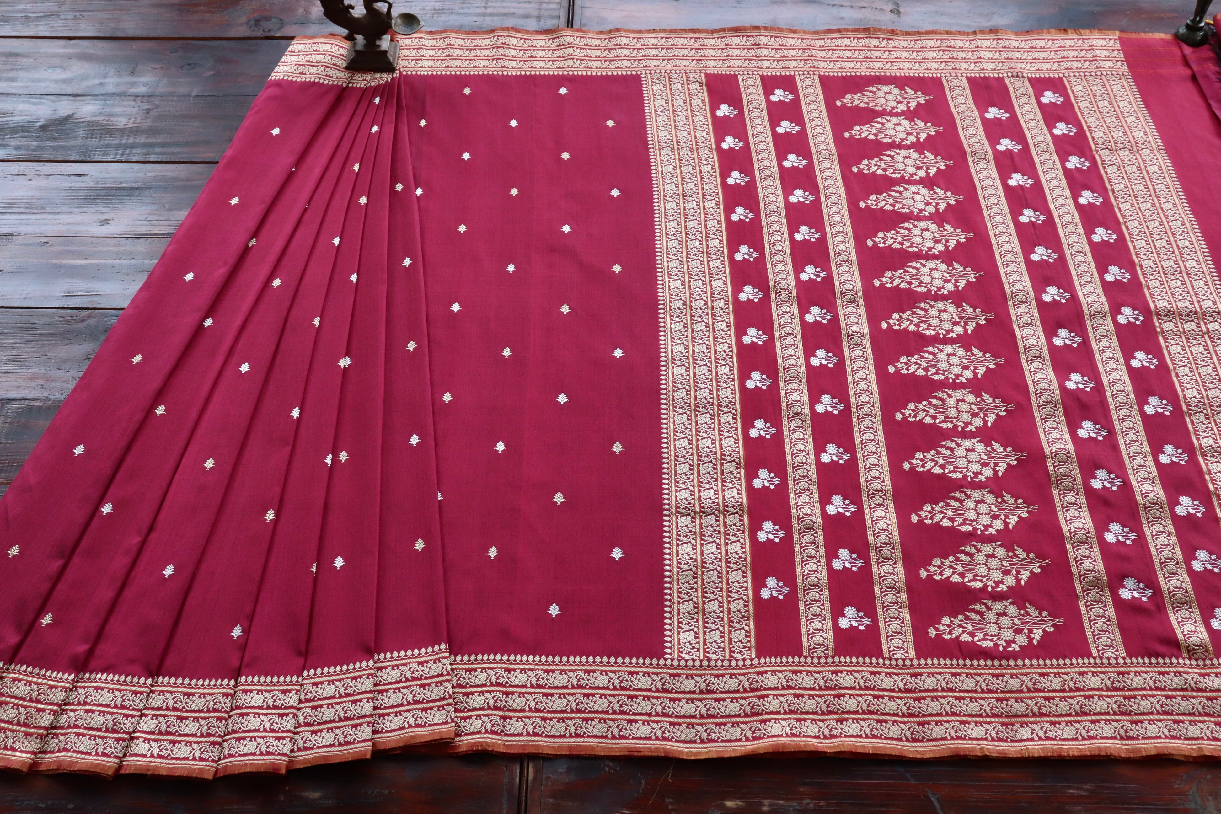 Maroon Kadhua Motif Pure Silk Handloom Banarasi Saree