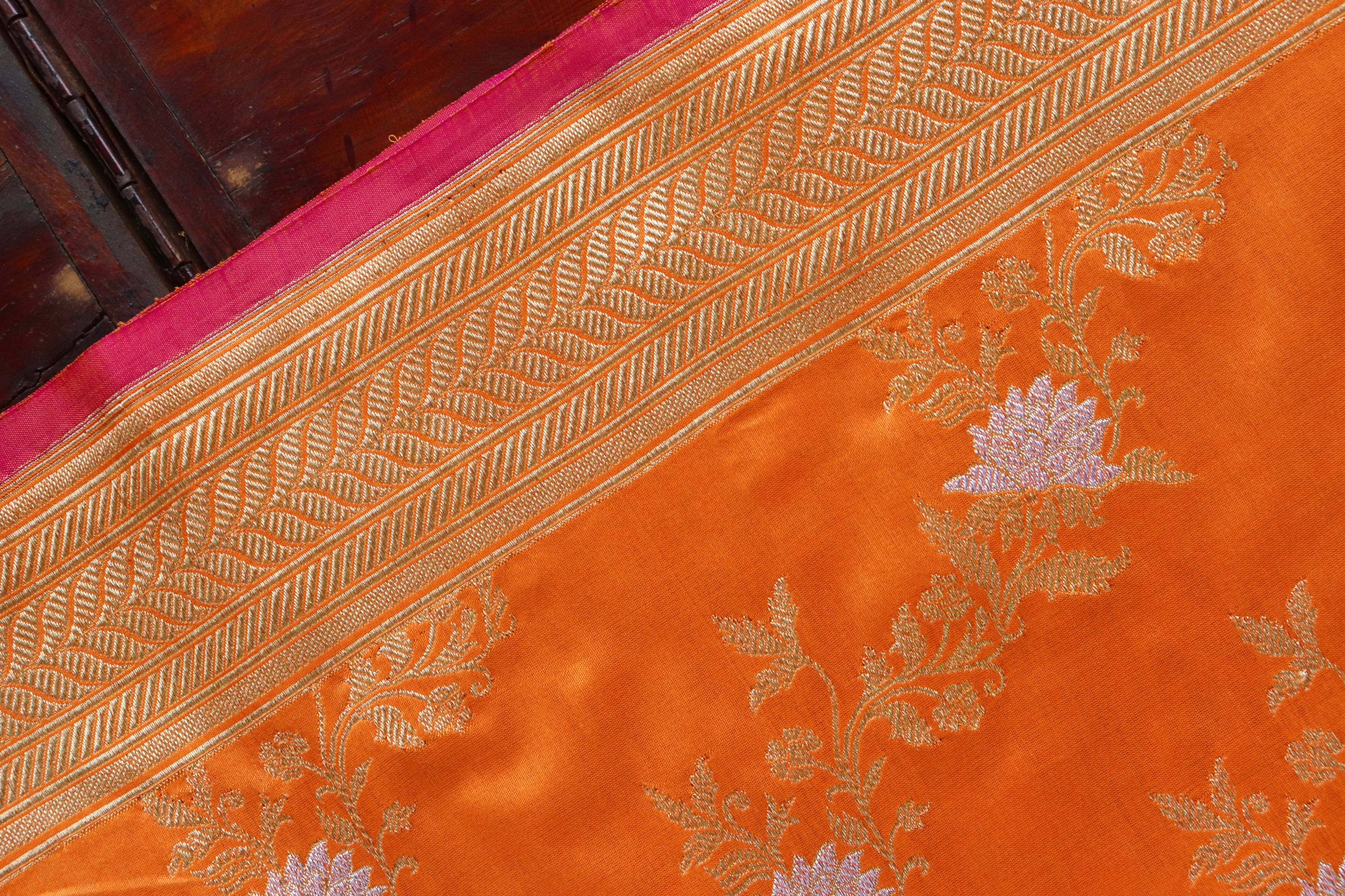 Safron Jamal Jangla Pure Silk Handloom Banarasi Saree