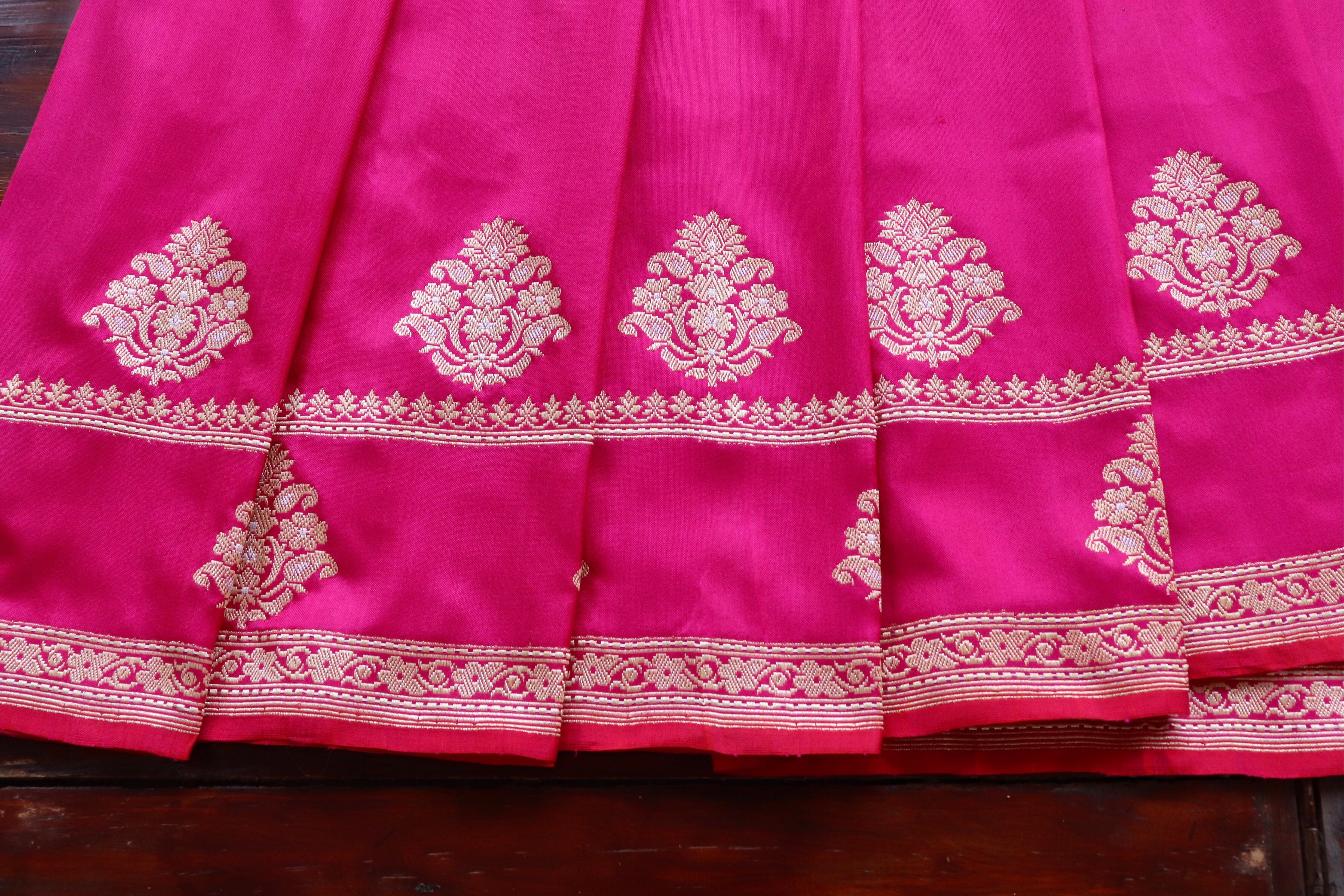 Pink Kadhua Motif Pure Silk Handloom Banarasi Saree