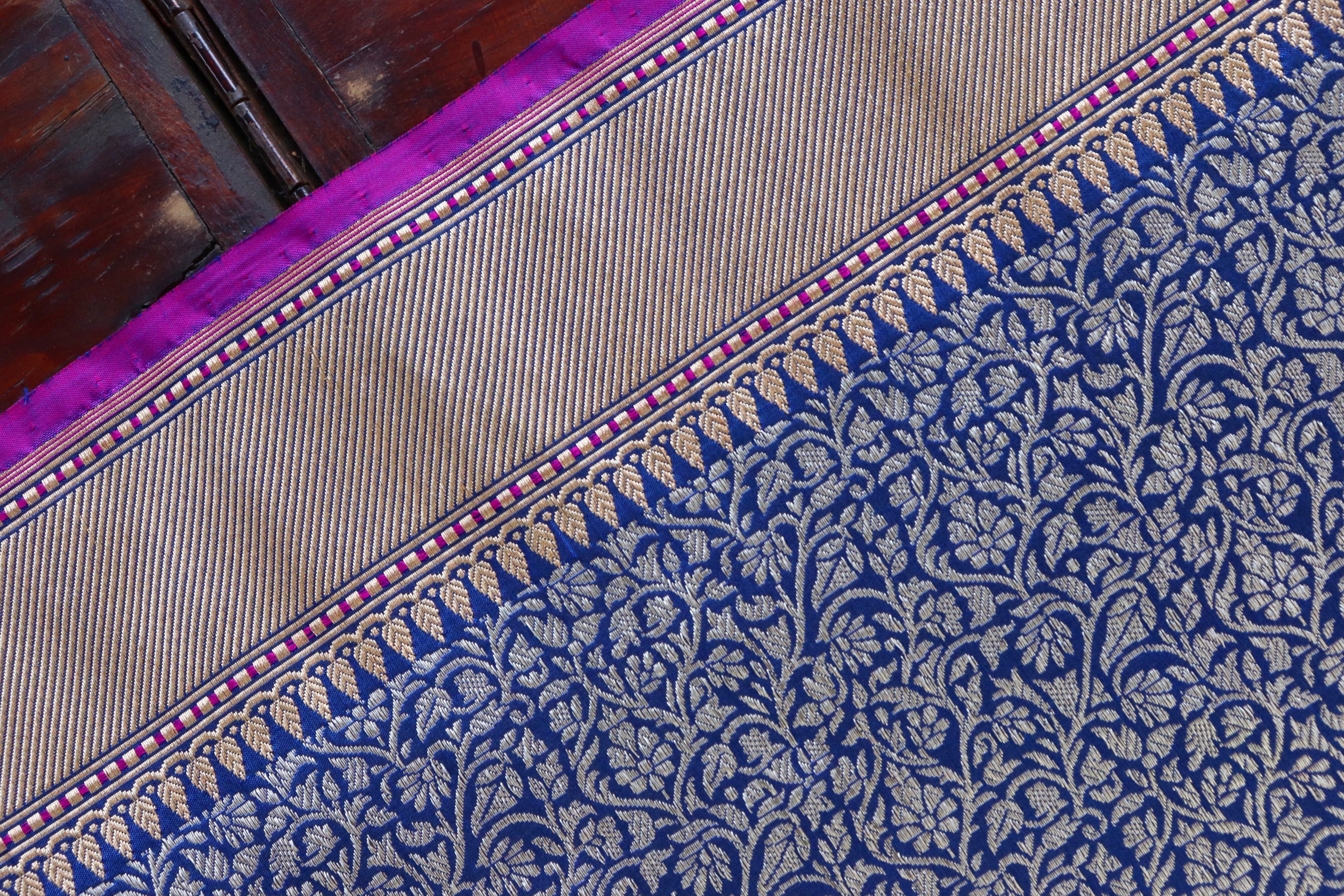 Navy Blue Handwoven Banarasi Tanchoi Silk Saree