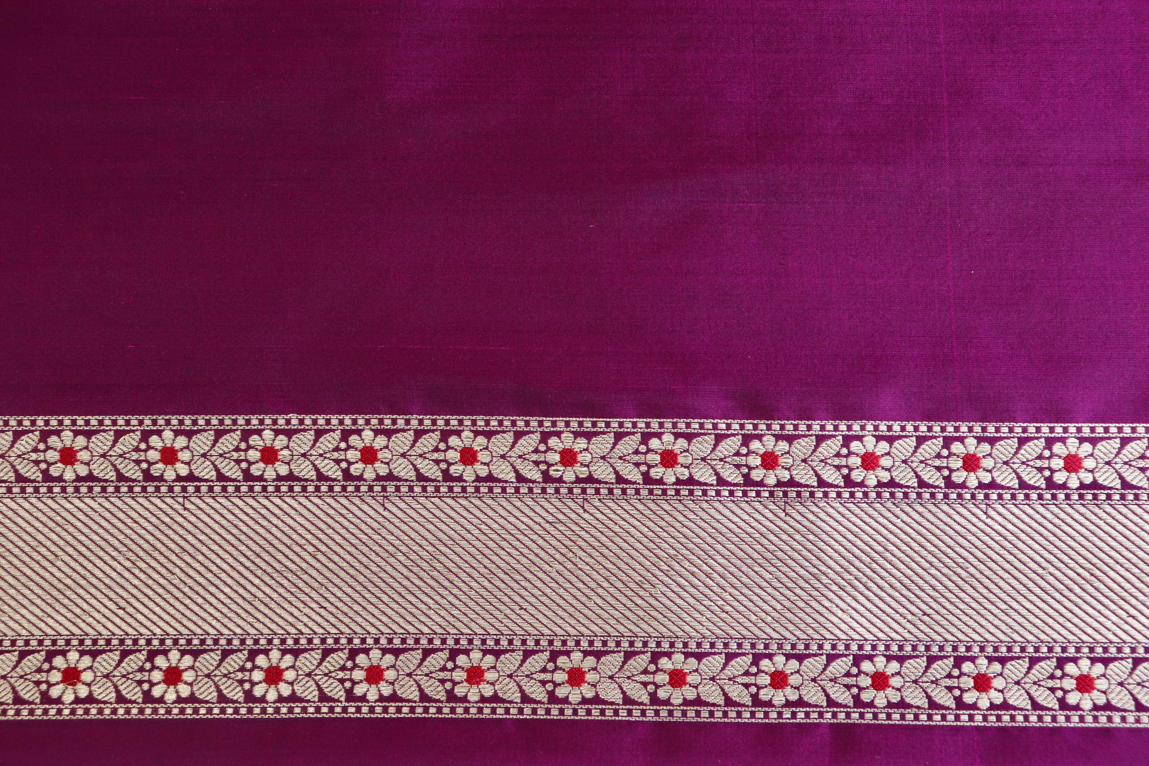 Purple Meenadar Tanchoi Pure Silk Handloom Banarasi Saree