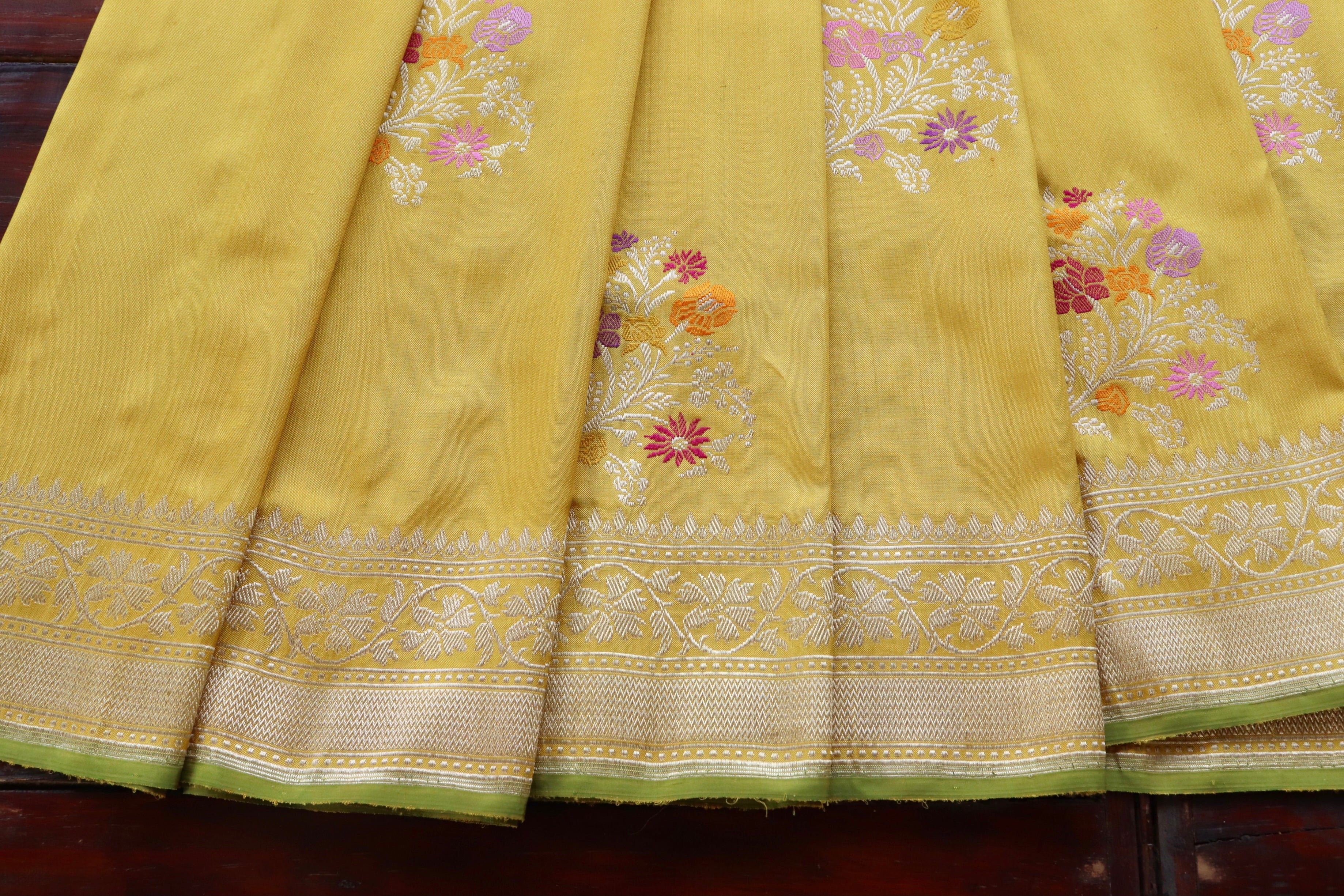 Yellow Guldasta Motif Pure Kora Silk Handloom Saree