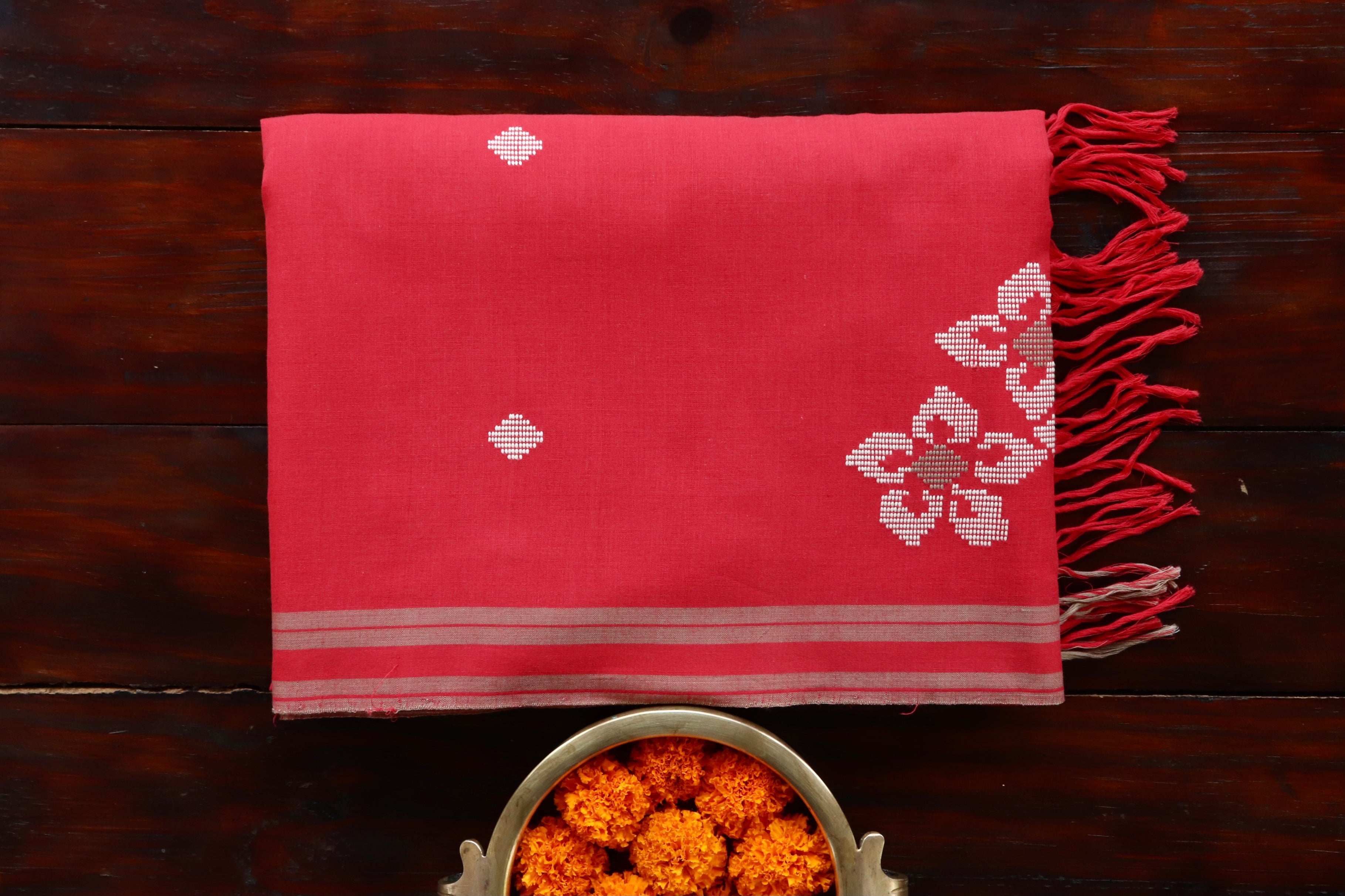 Bhargavi Red Handwoven Baavanbuti Cotton saree