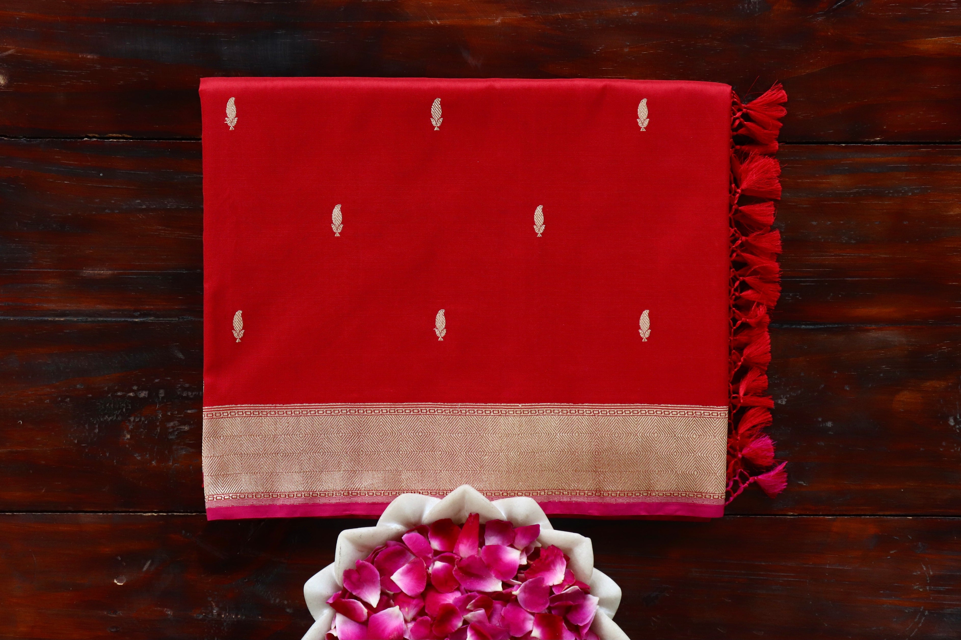 Red Kairy Kuniya Pure Silk Handloom Banarasi Saree