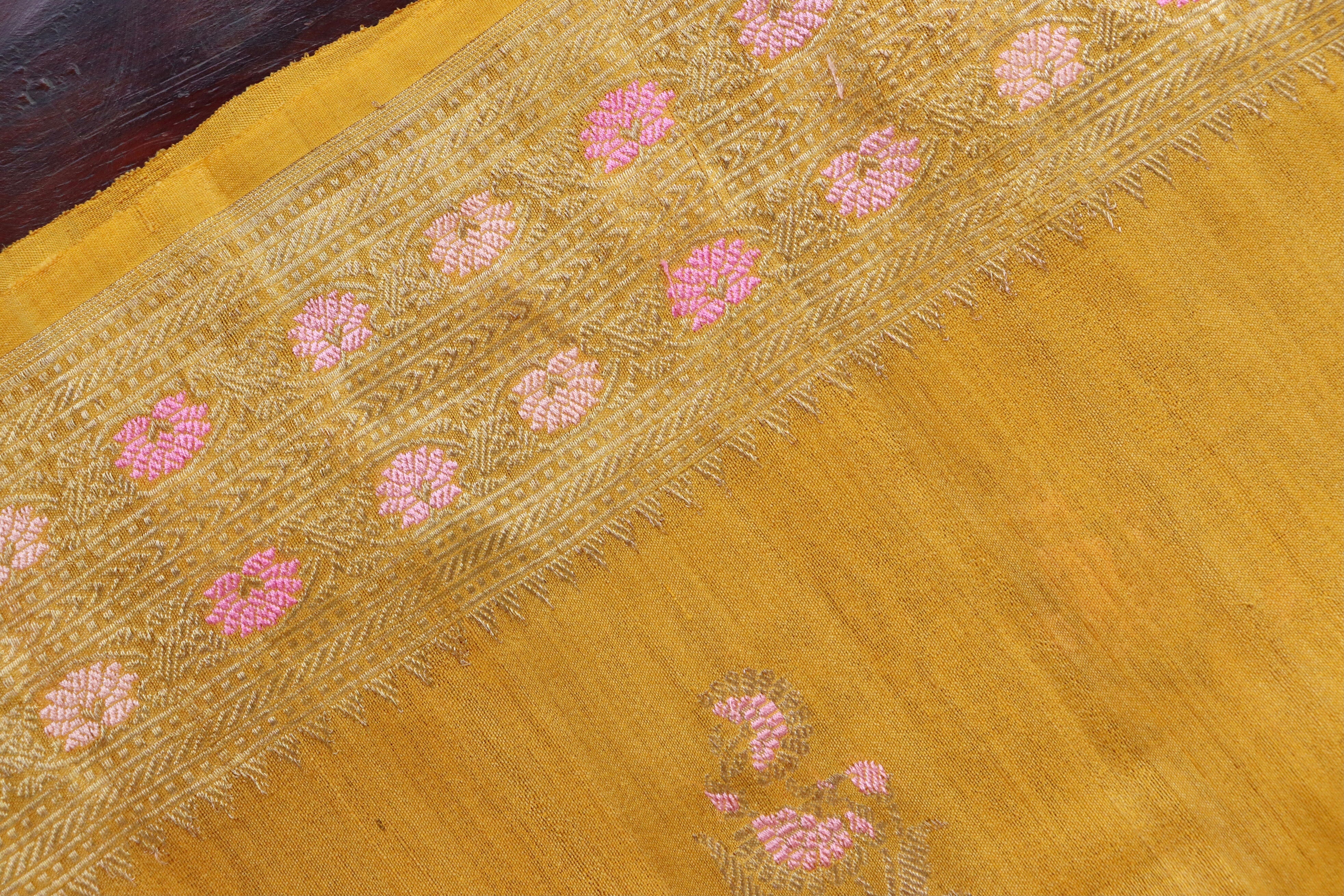 Yellow Guldasta Pure Tussar Silk Handloom Banarasi Saree
