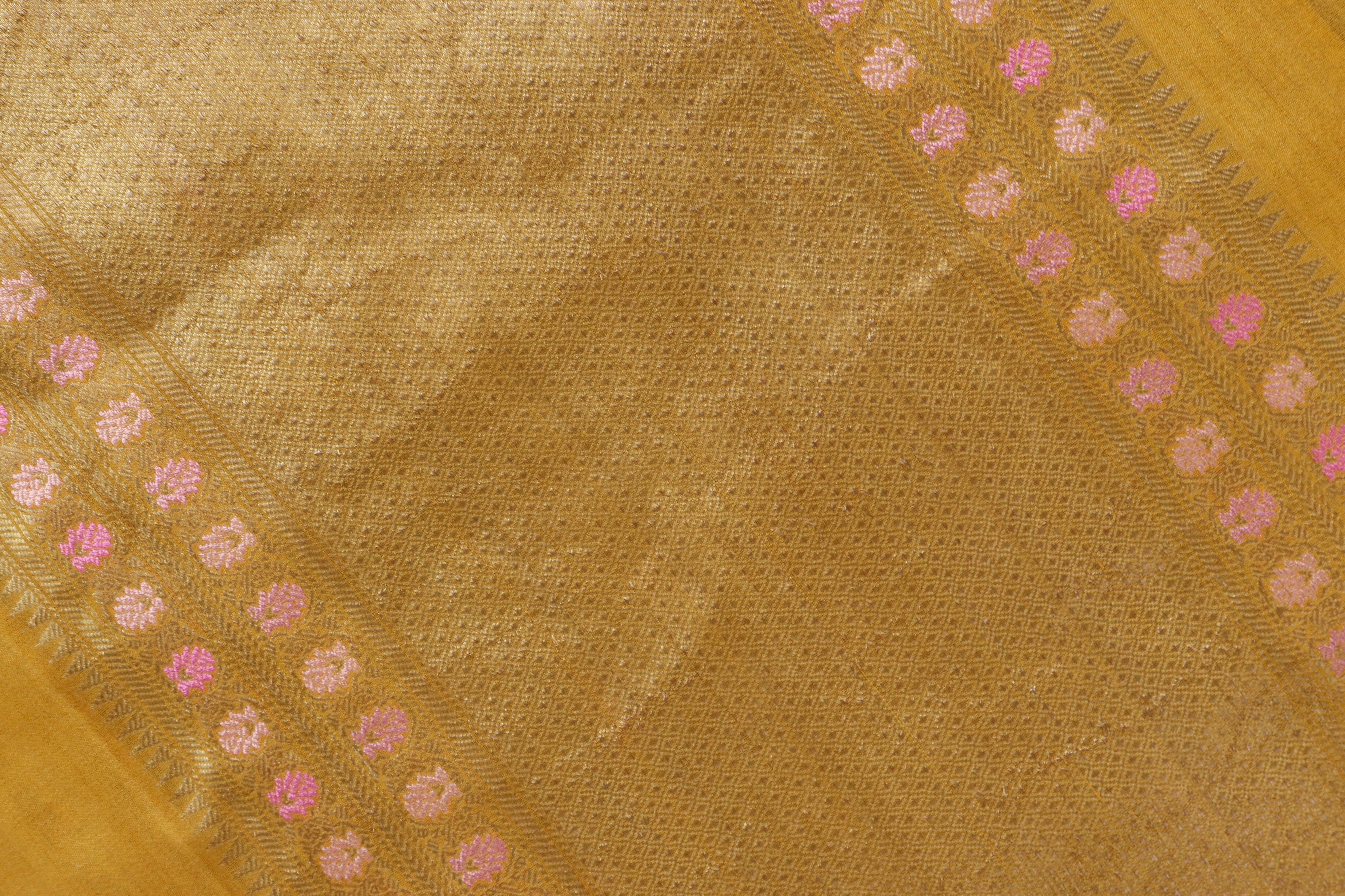 Yellow Guldasta Pure Tussar Silk Handloom Banarasi Saree