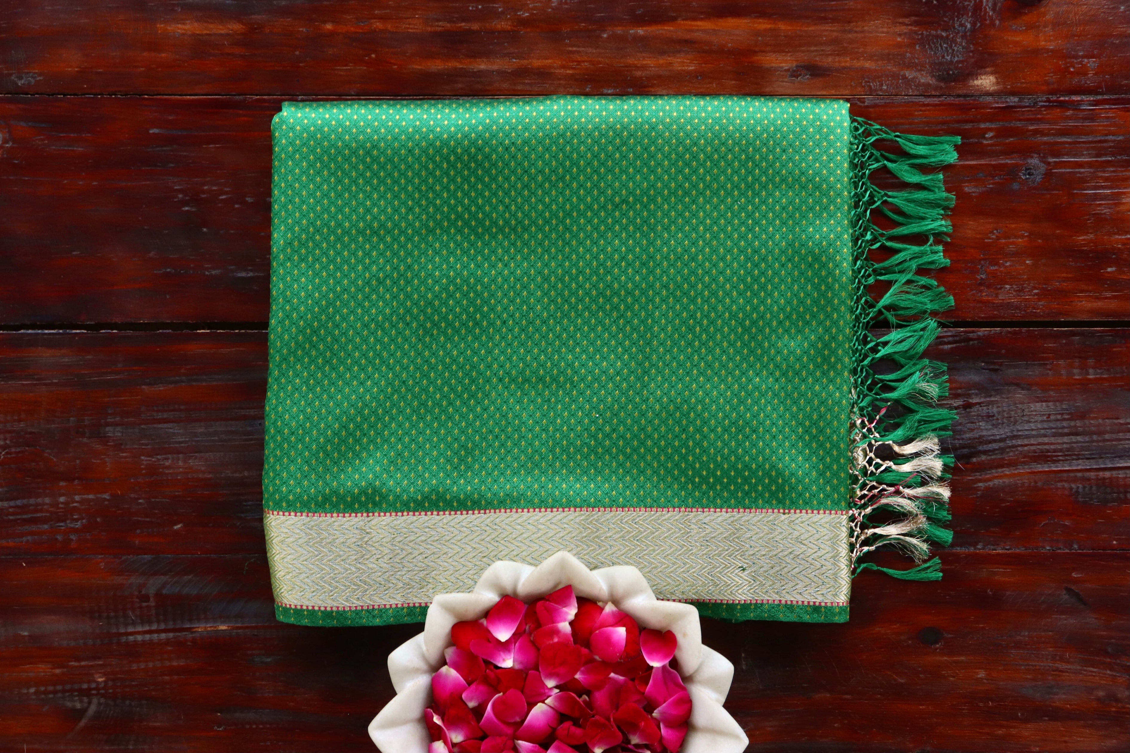 Shades Of Green Do Rukhi Resham Handwoven Banarasi Tanchoi Silk Saree