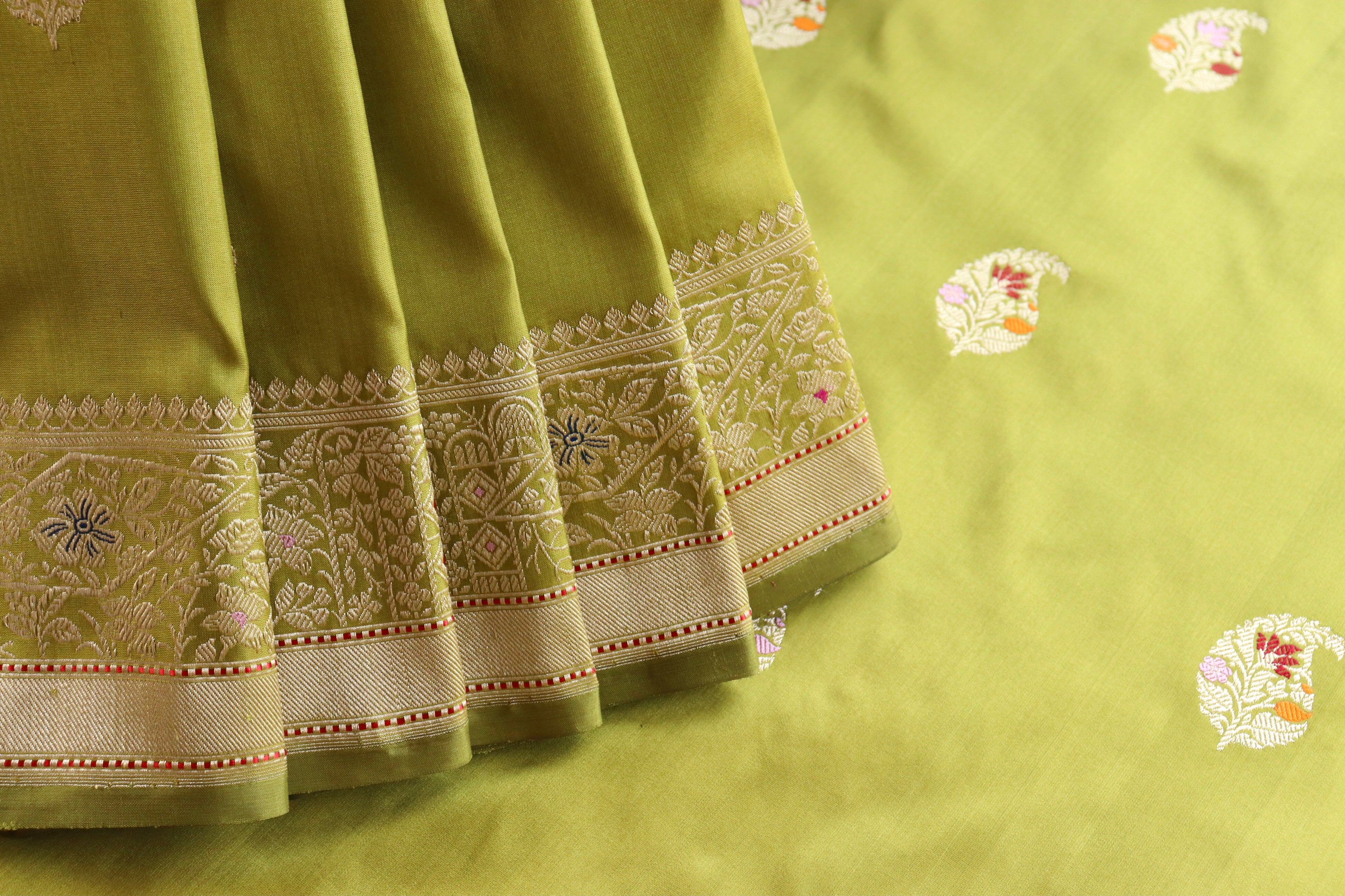 Pear Green Kairy Pure Silk Handloom Banarasi Saree