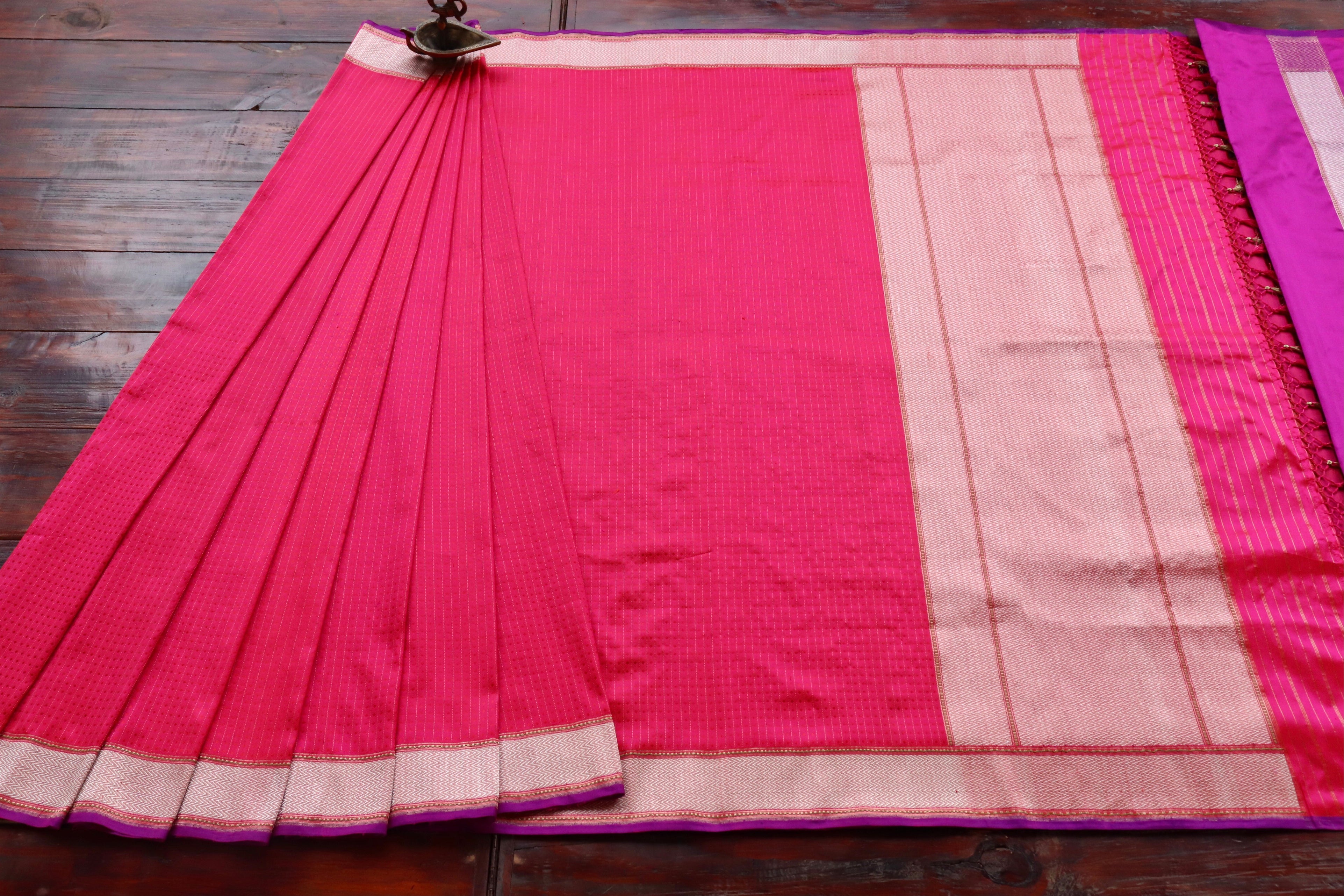 Pink Resham Handwoven Banarasi Tanchoi Silk Saree