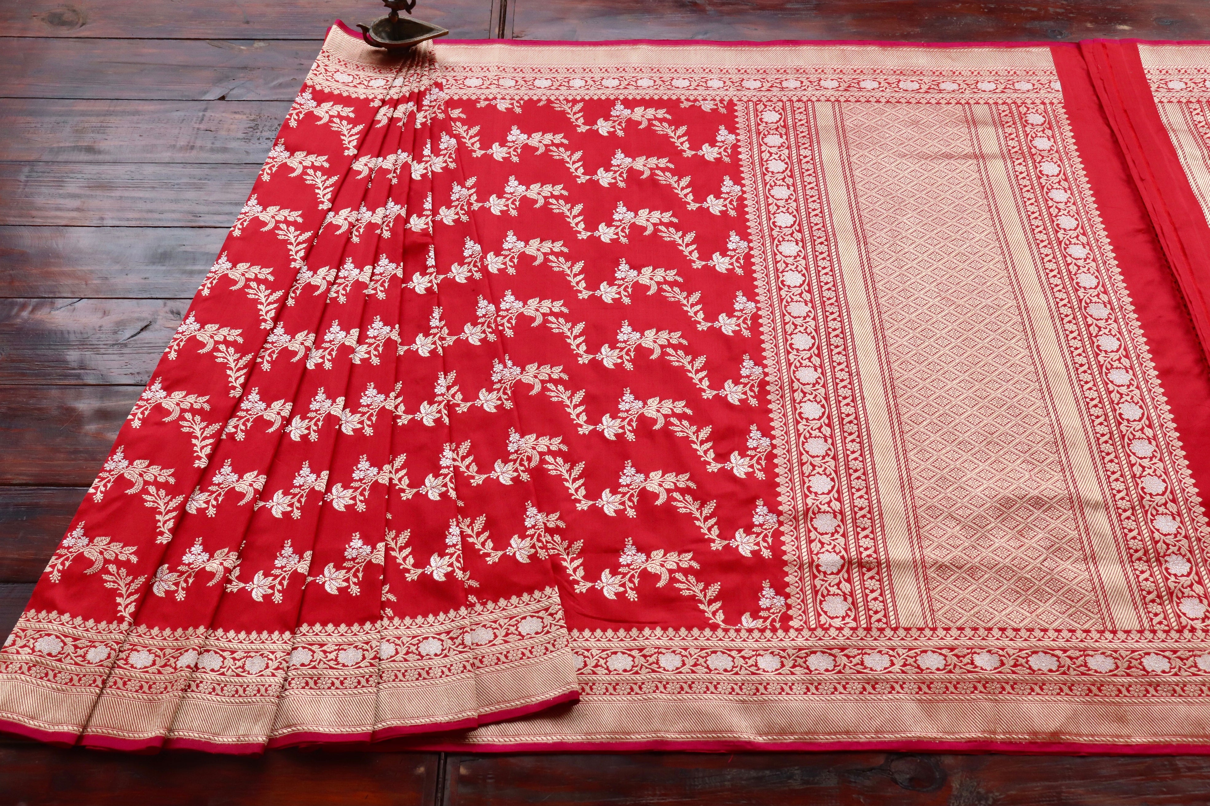 Classic Red Kadhua Phool Jangla Katan Silk Saree
