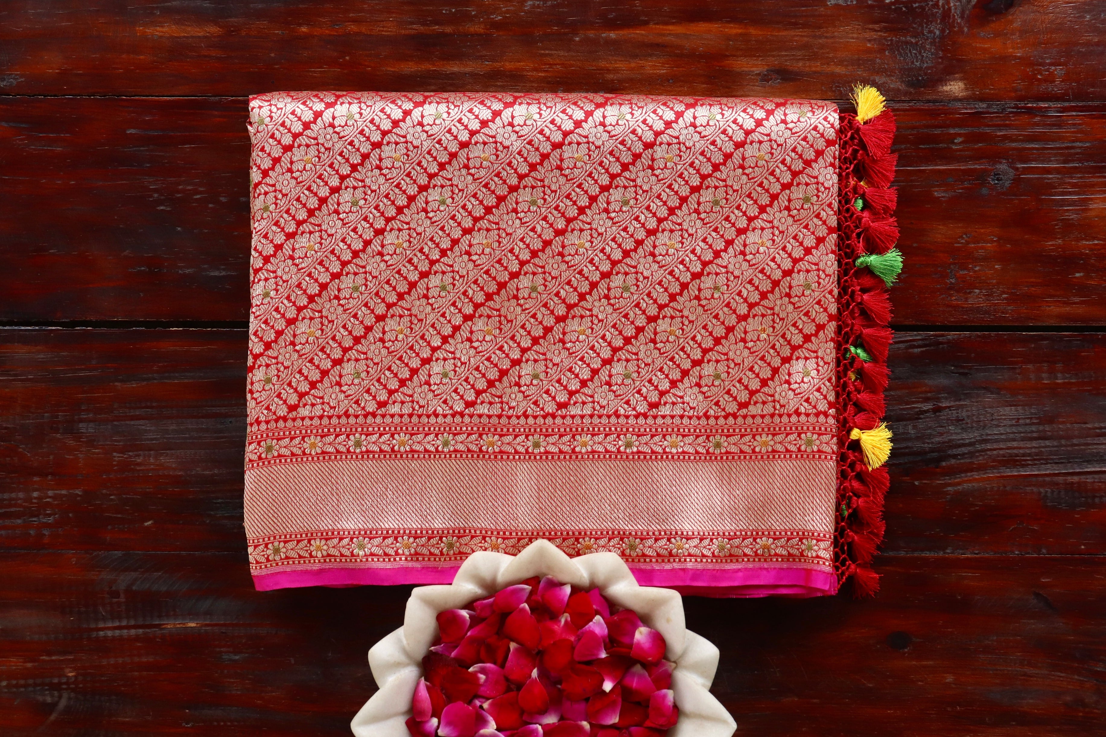Red Meenadar Adda Tanchoi Pure Silk Handloom Banarasi Saree