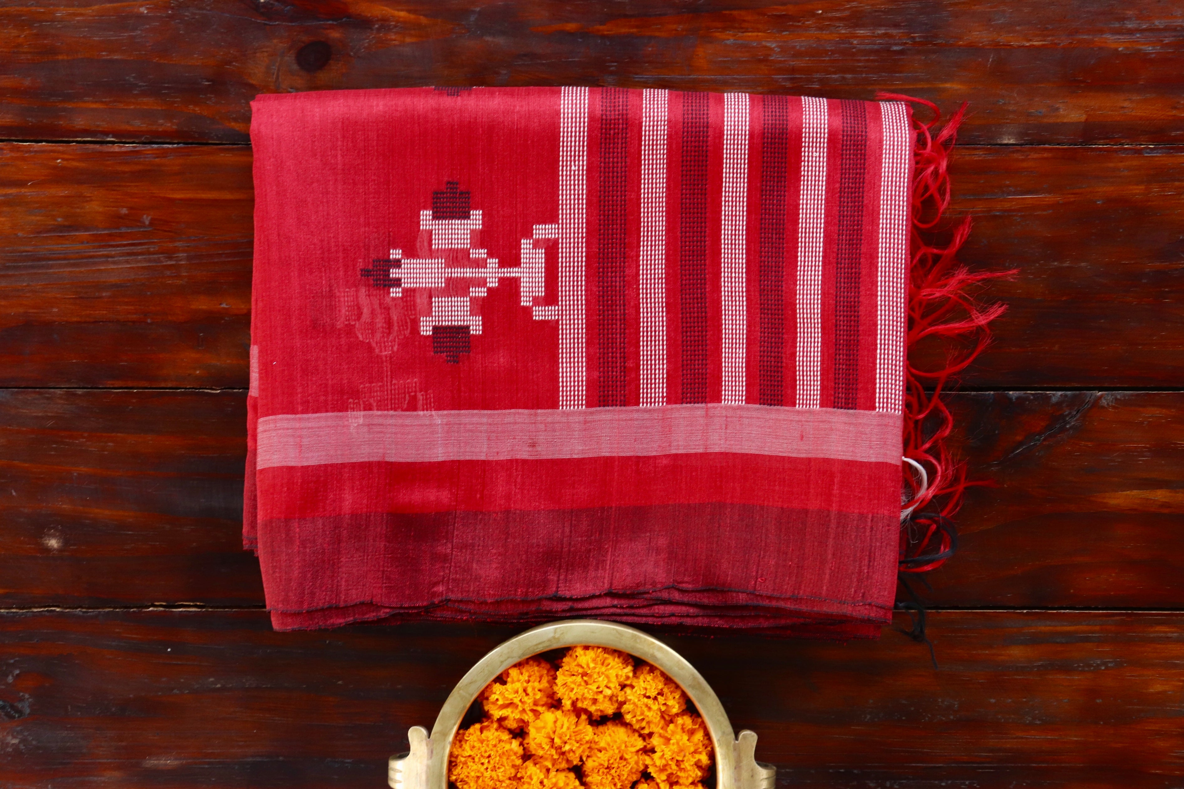 Prakriti Red Handwoven Baavanbuti Tussar saree
