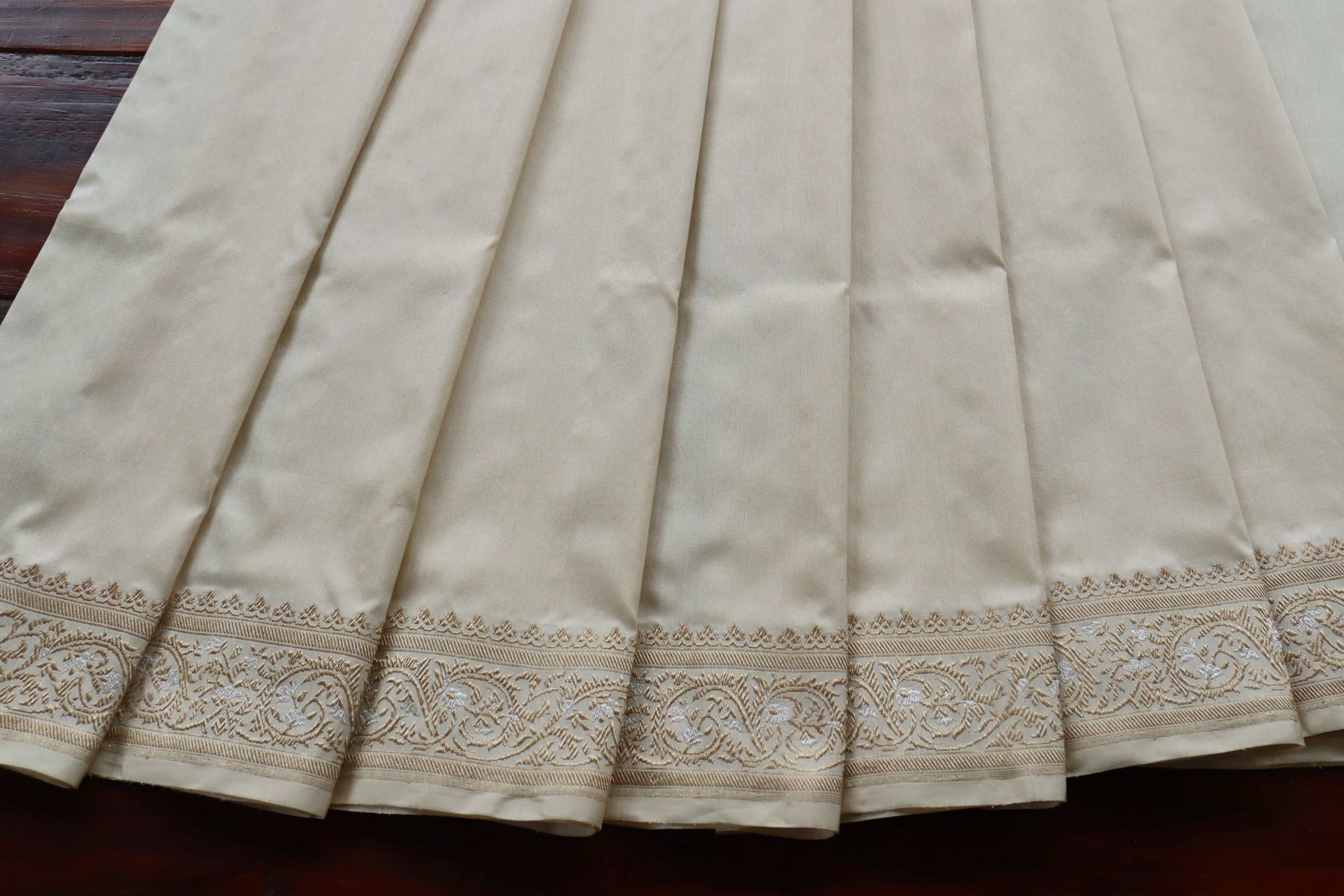 Ivory Sona Rupa Pure Silk Handloom Banarasi Saree