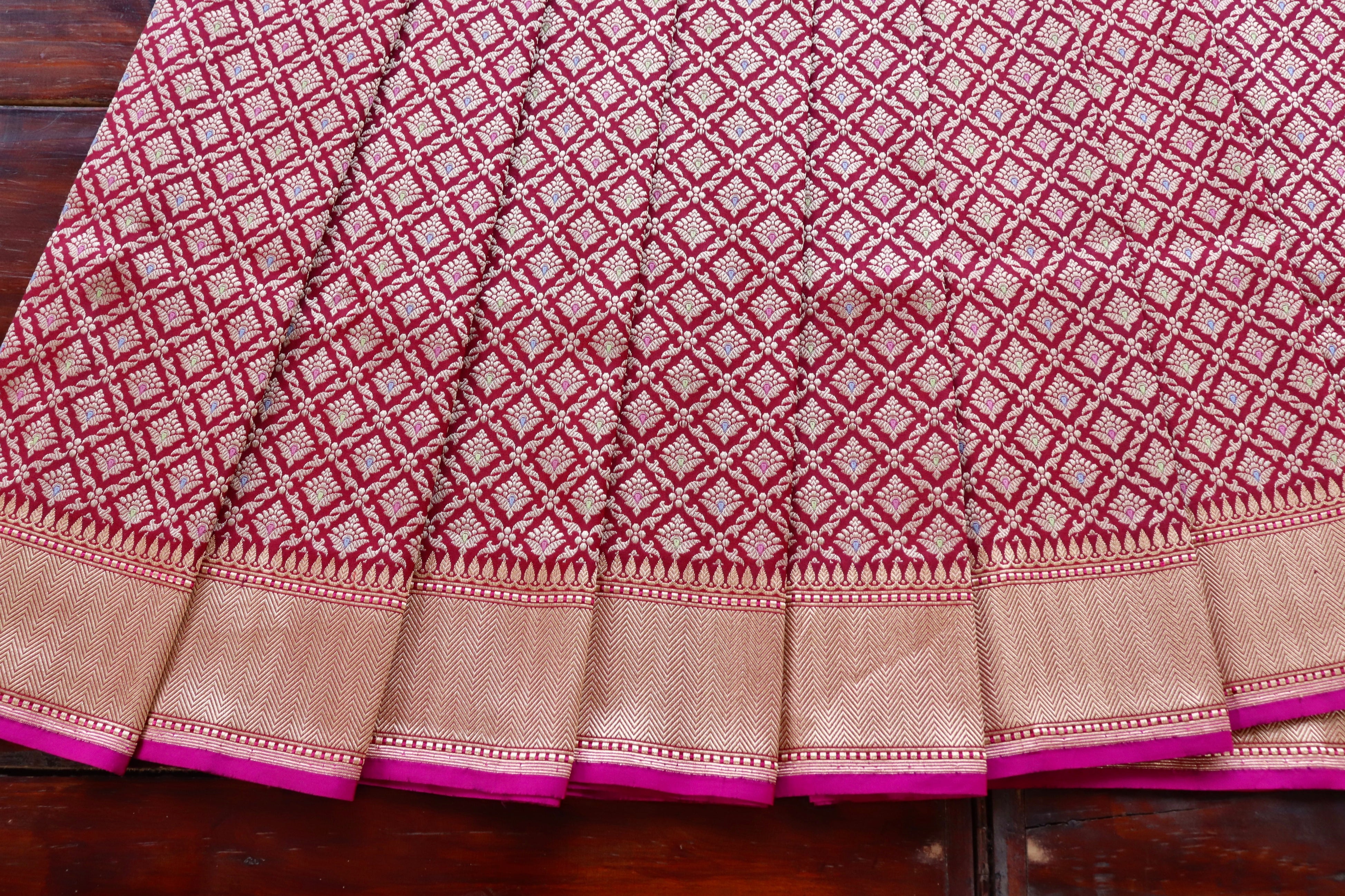 Burgundy Meenadar Tanchoi Pure Silk Handloom Banarasi Saree