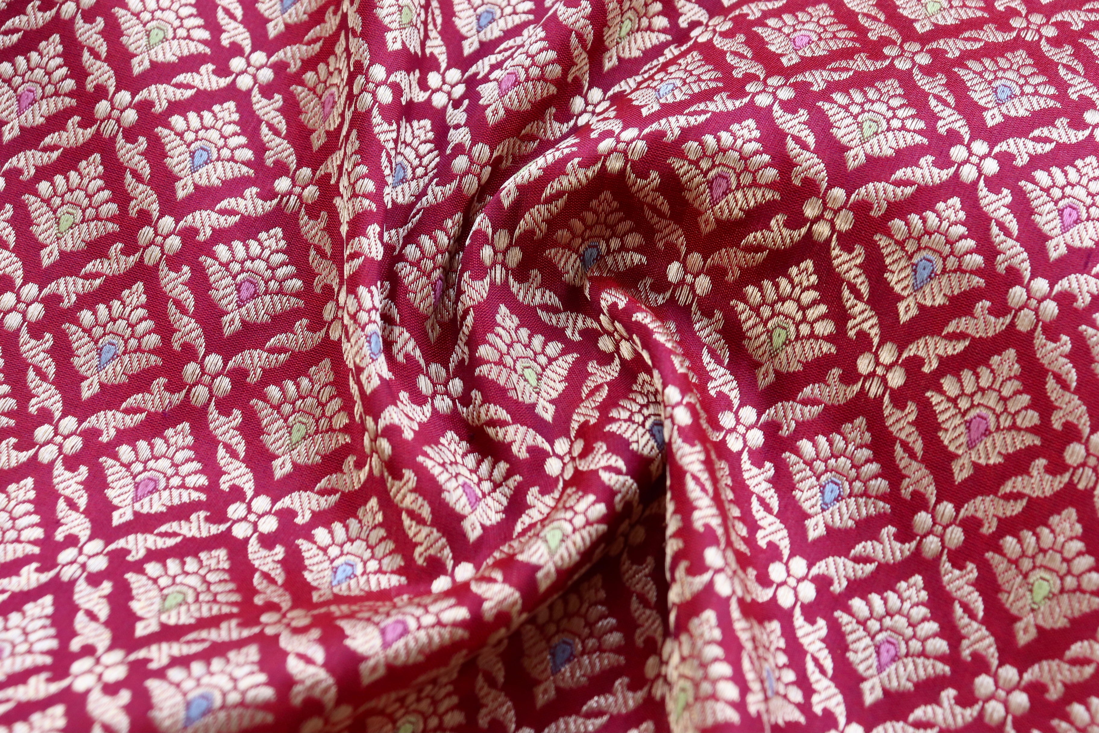 Burgundy Meenadar Tanchoi Pure Silk Handloom Banarasi Saree