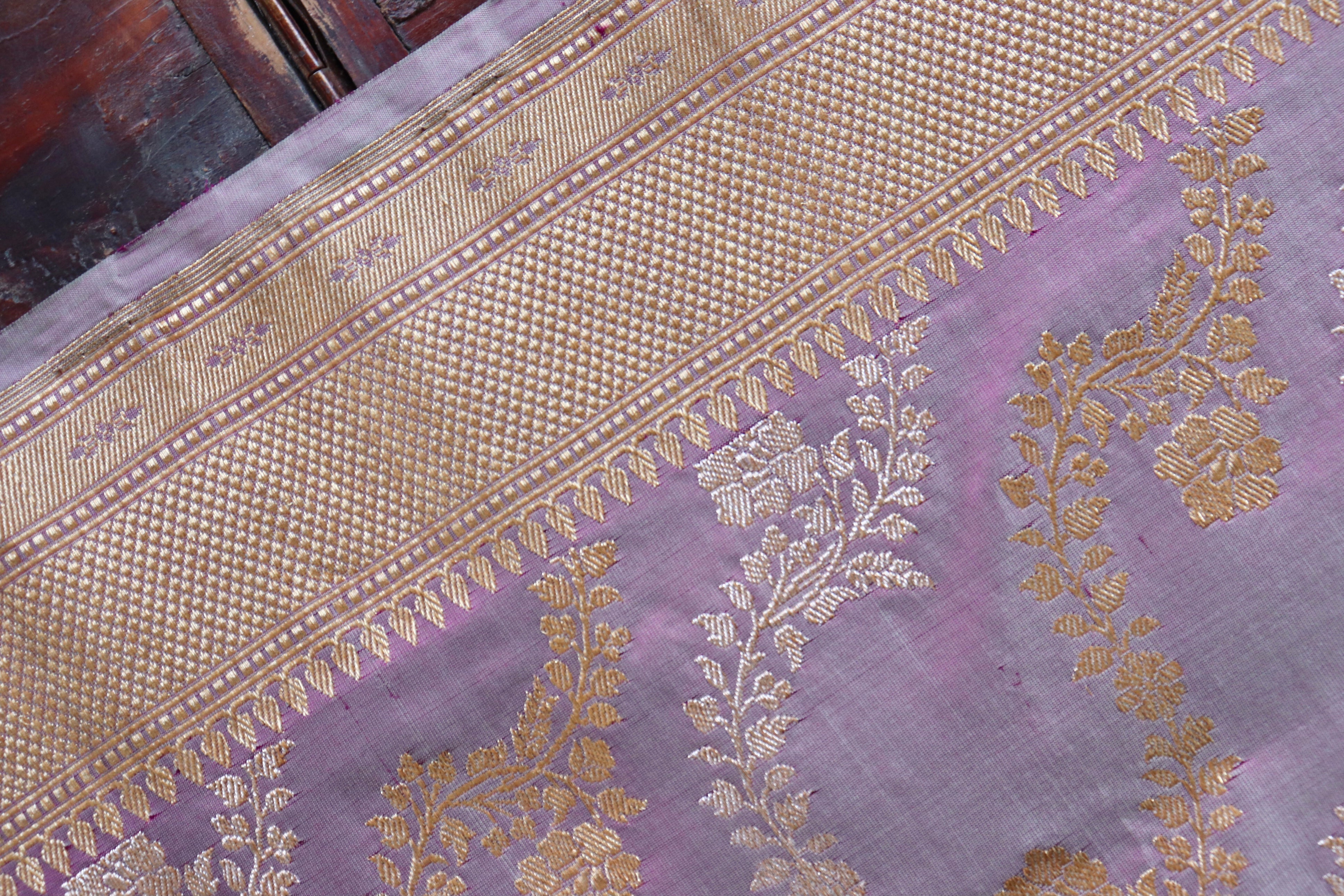 Muddy Purple Jangla Pure Silk Handloom Banarasi Saree