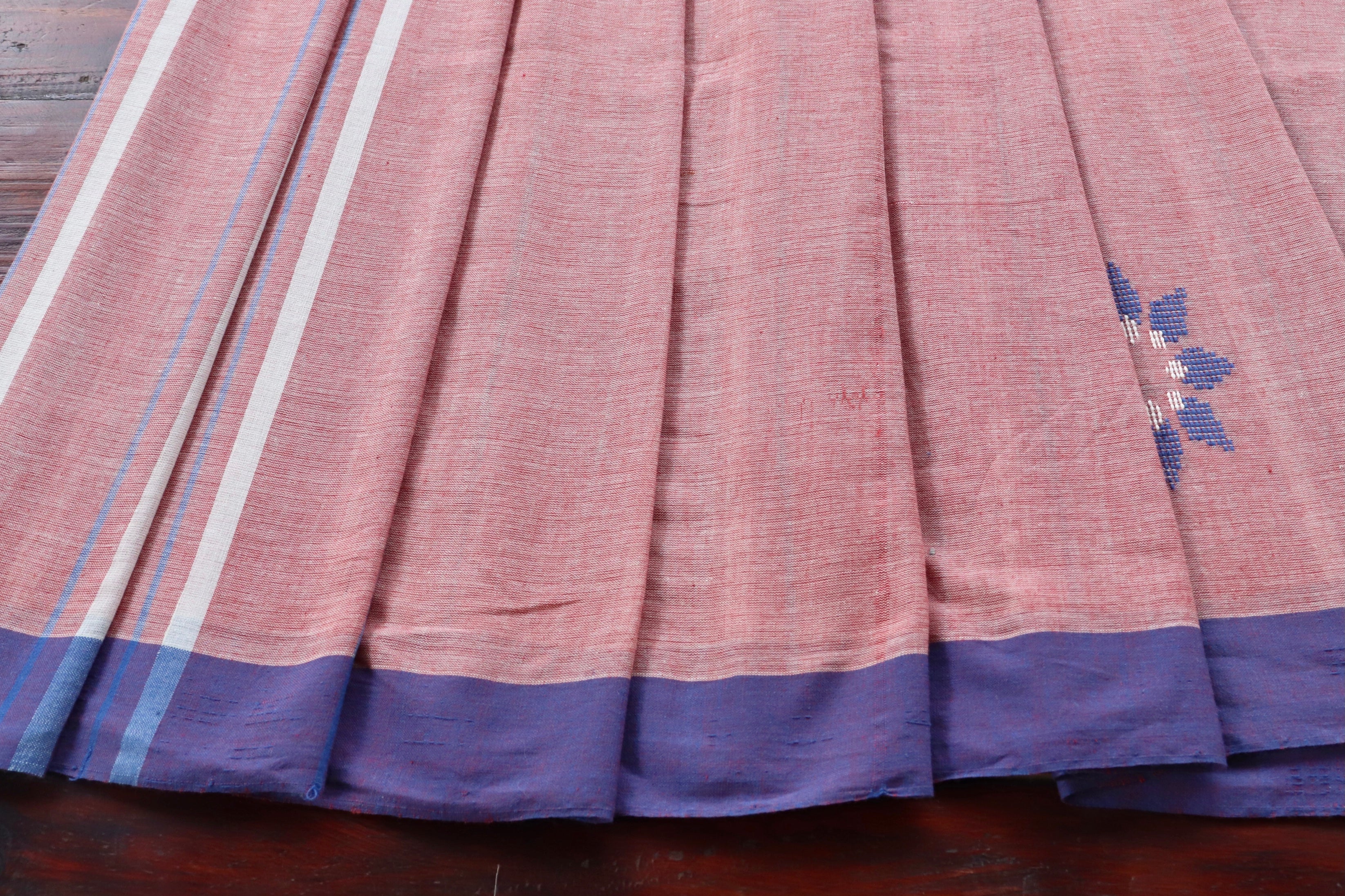Gulabo Handwoven Baavanbuti Cotton saree