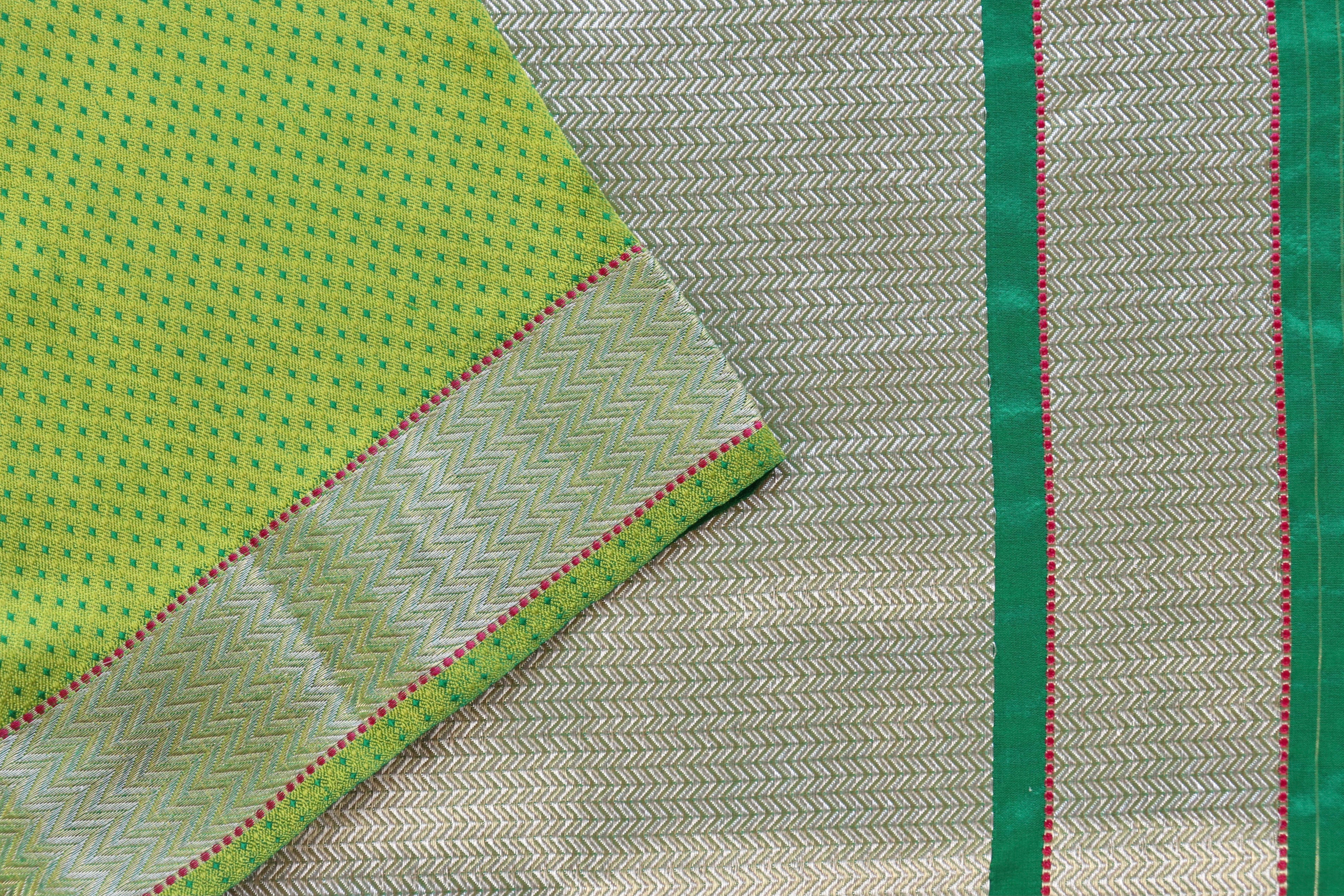 Shades Of Green Do Rukhi Resham Handwoven Banarasi Tanchoi Silk Saree